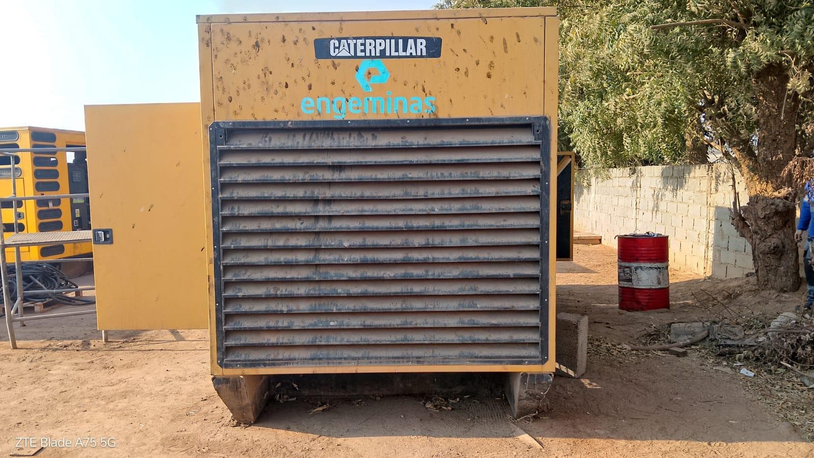 Gerador CATERPILLAR 900 KVA — image 4