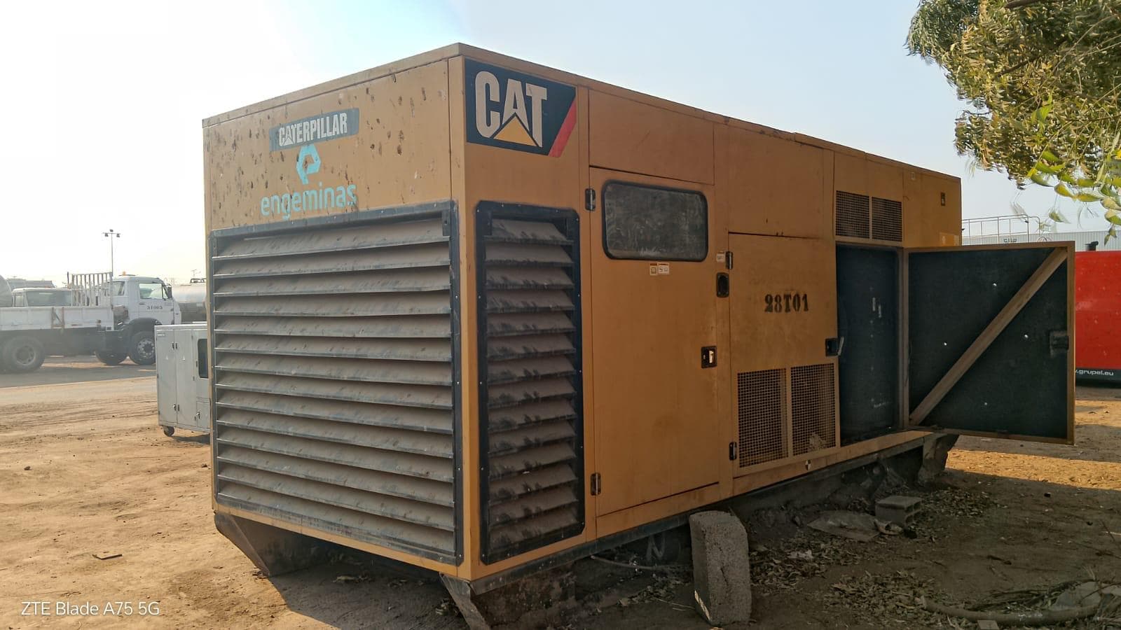 Gerador CATERPILLAR 900 KVA — image 5