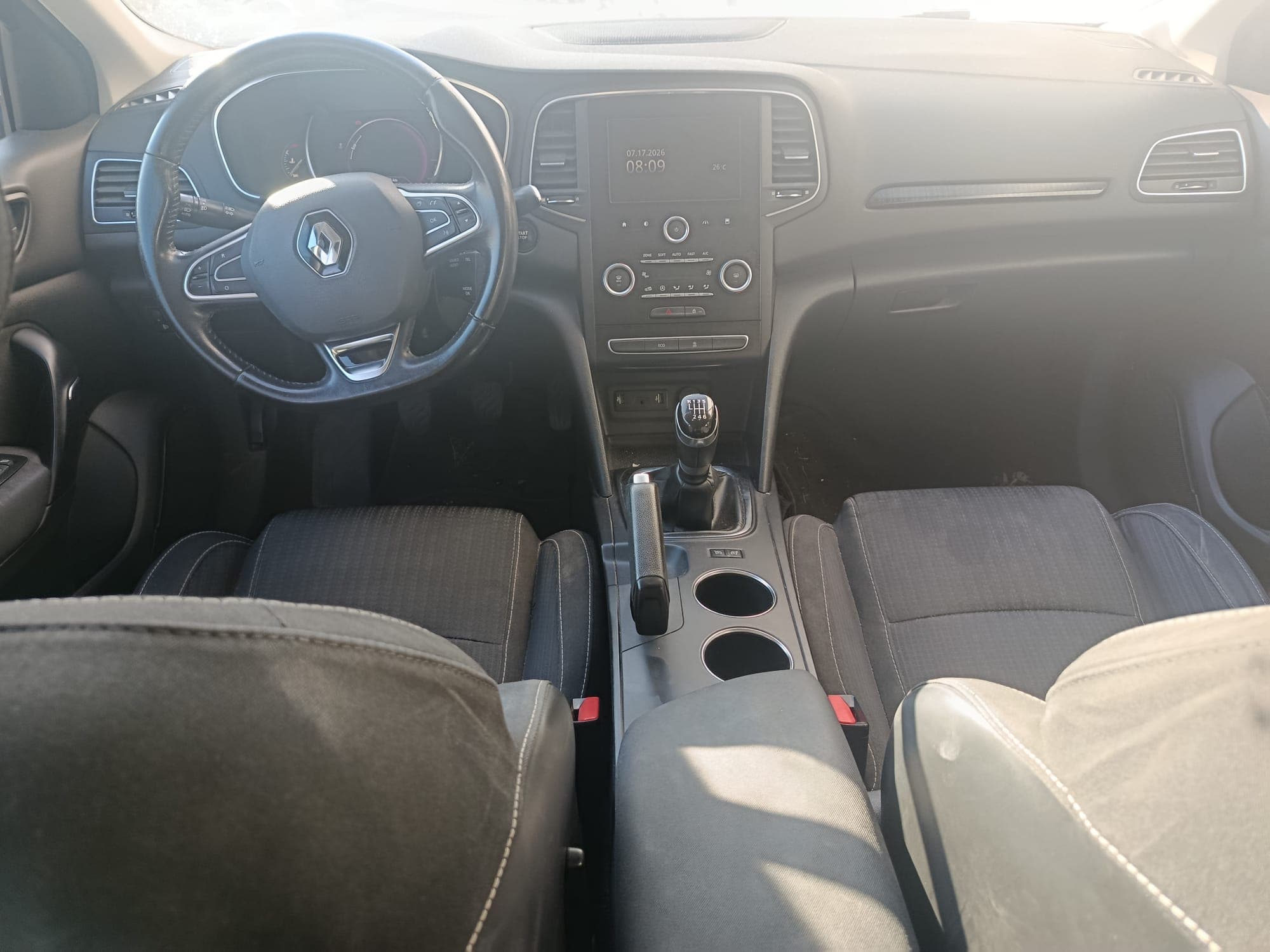 Renault Mégane * Ano 2017 — image 17