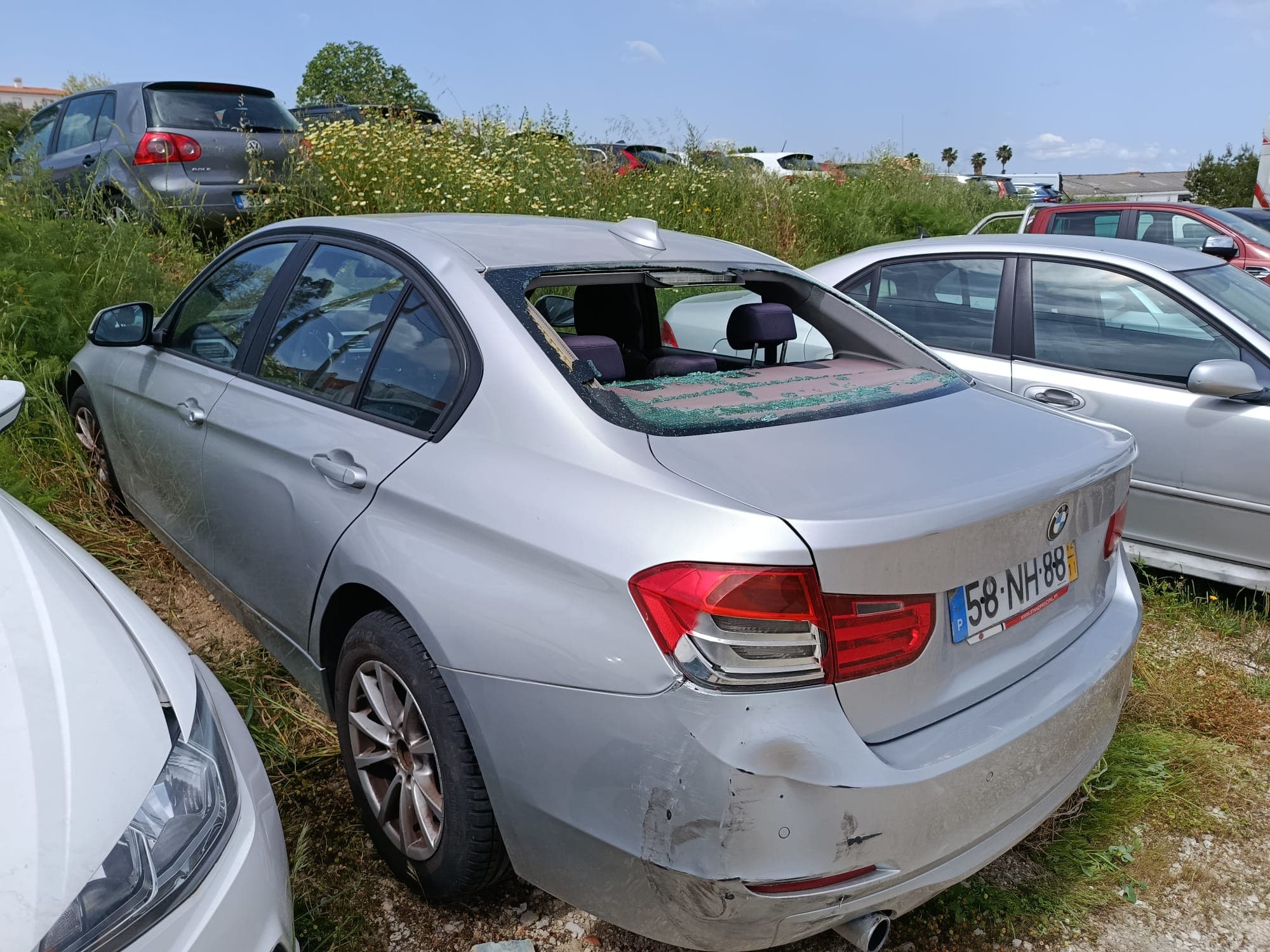 BMW 318d — image 2