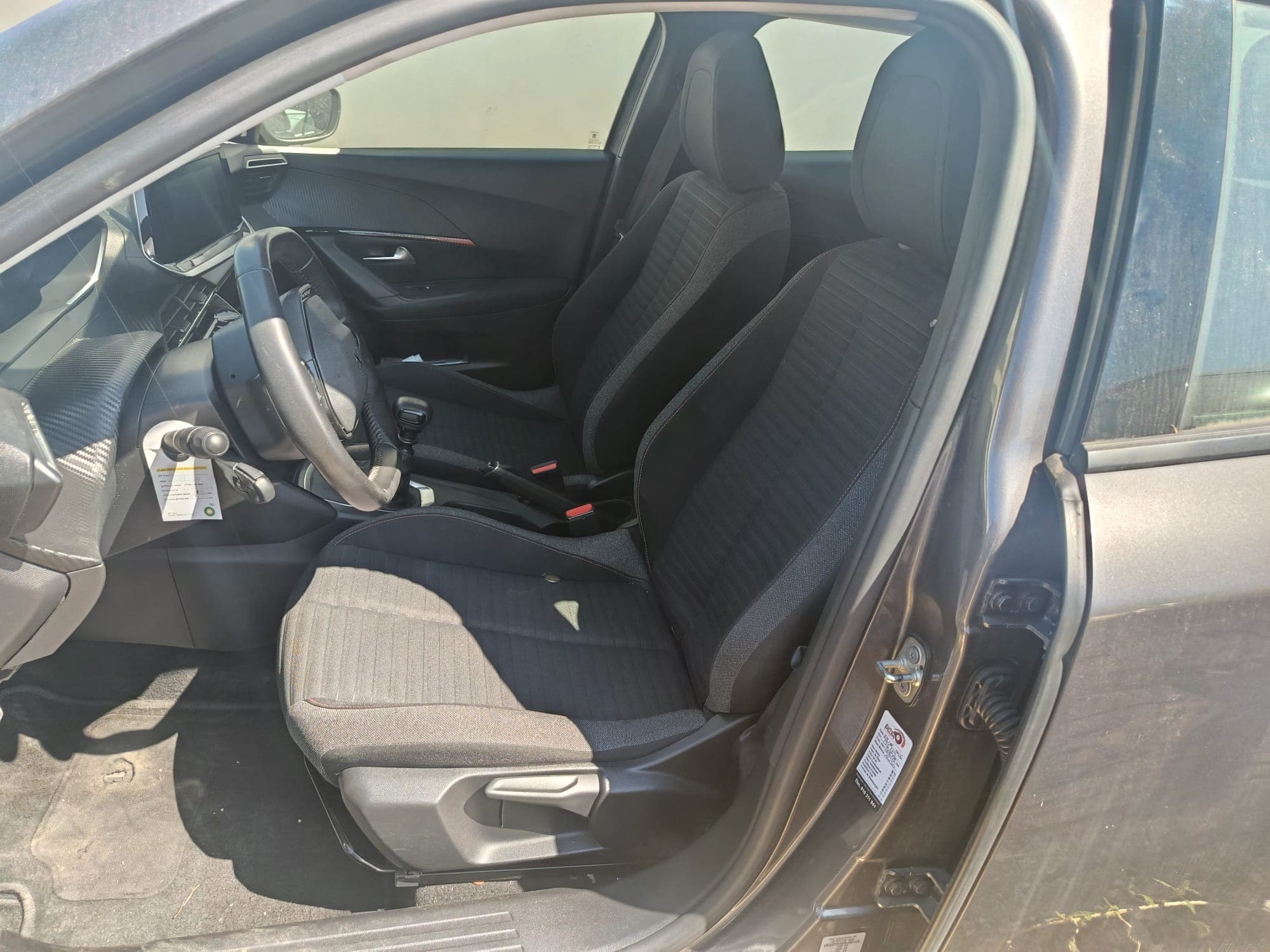 Peugeot 2008 · Année 2021 — image 20