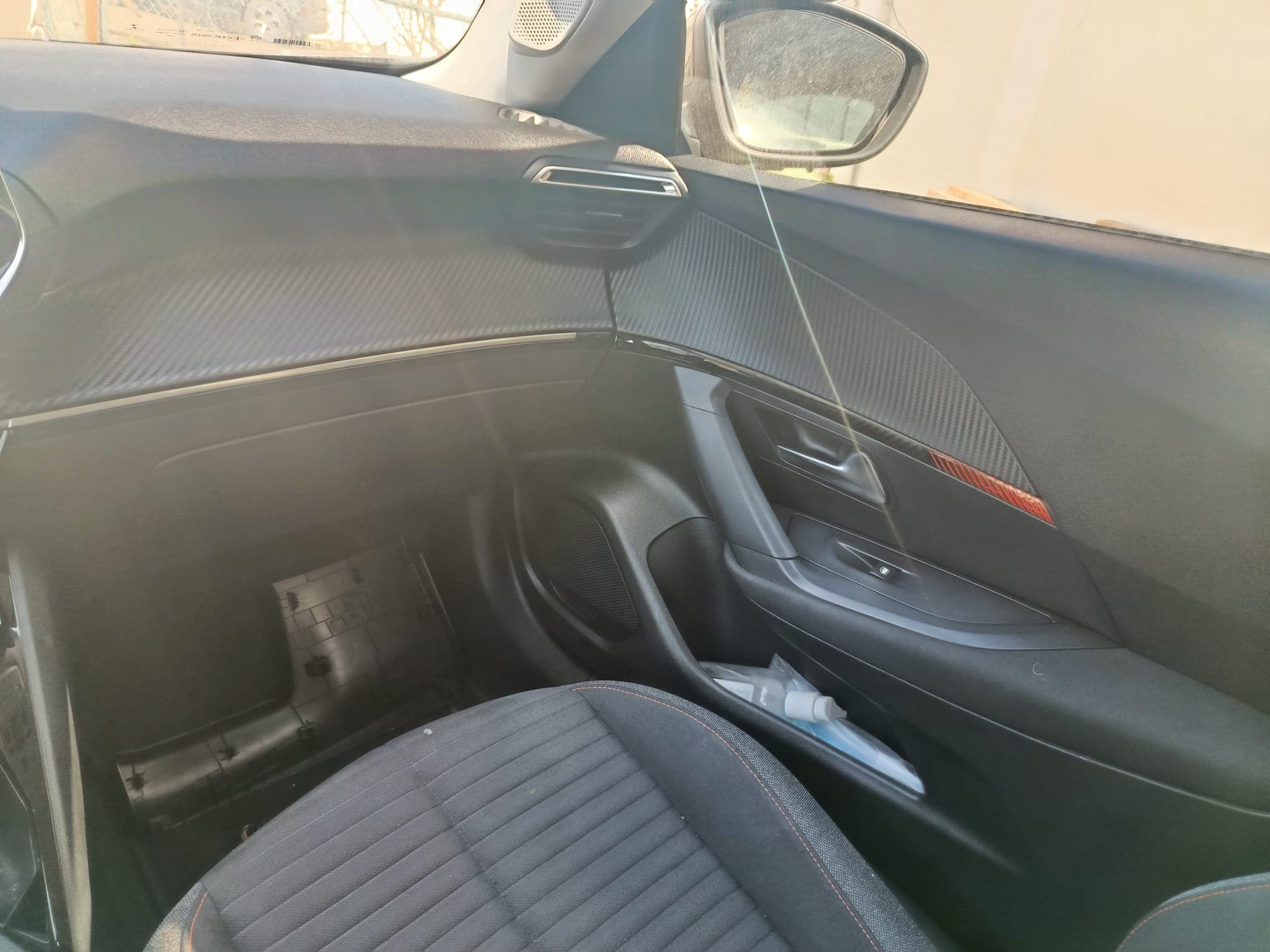 Peugeot 2008 · Année 2021 — image 14