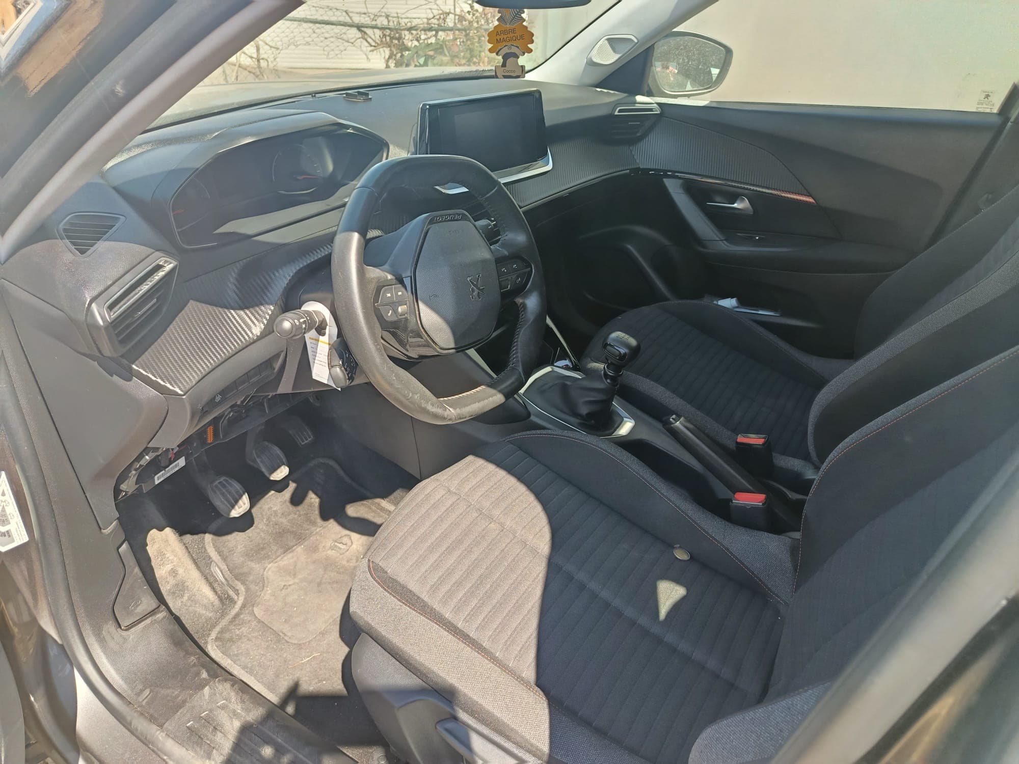 Peugeot 2008 · Année 2021 — image 16