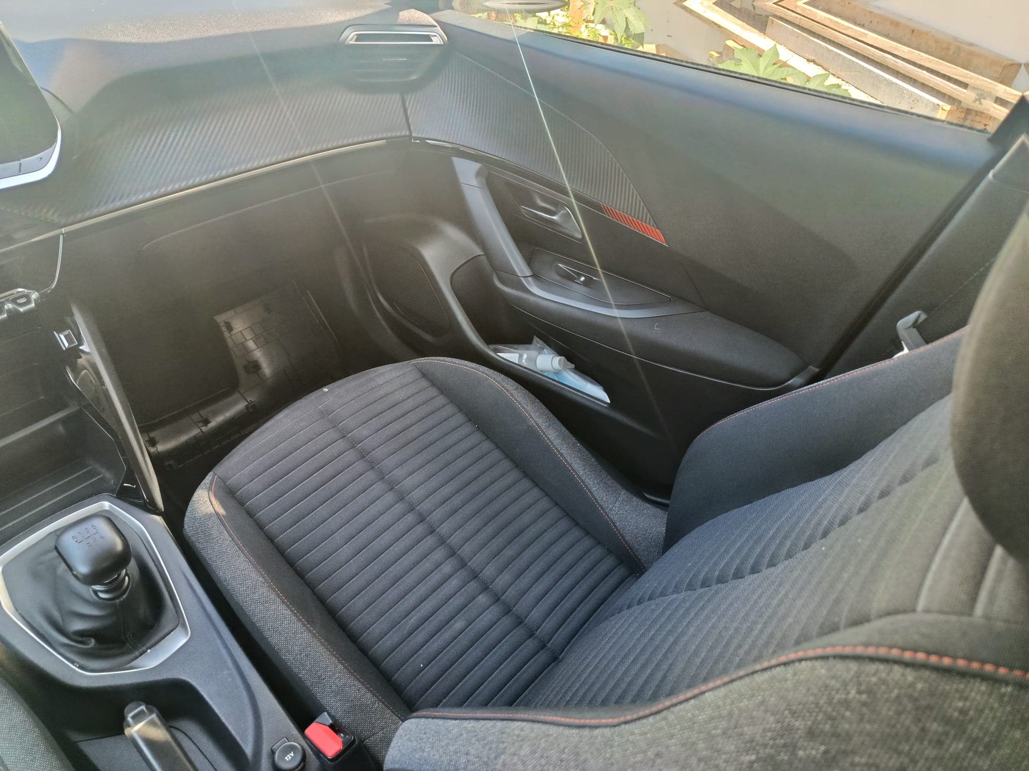 Peugeot 2008 · Année 2021 — image 10