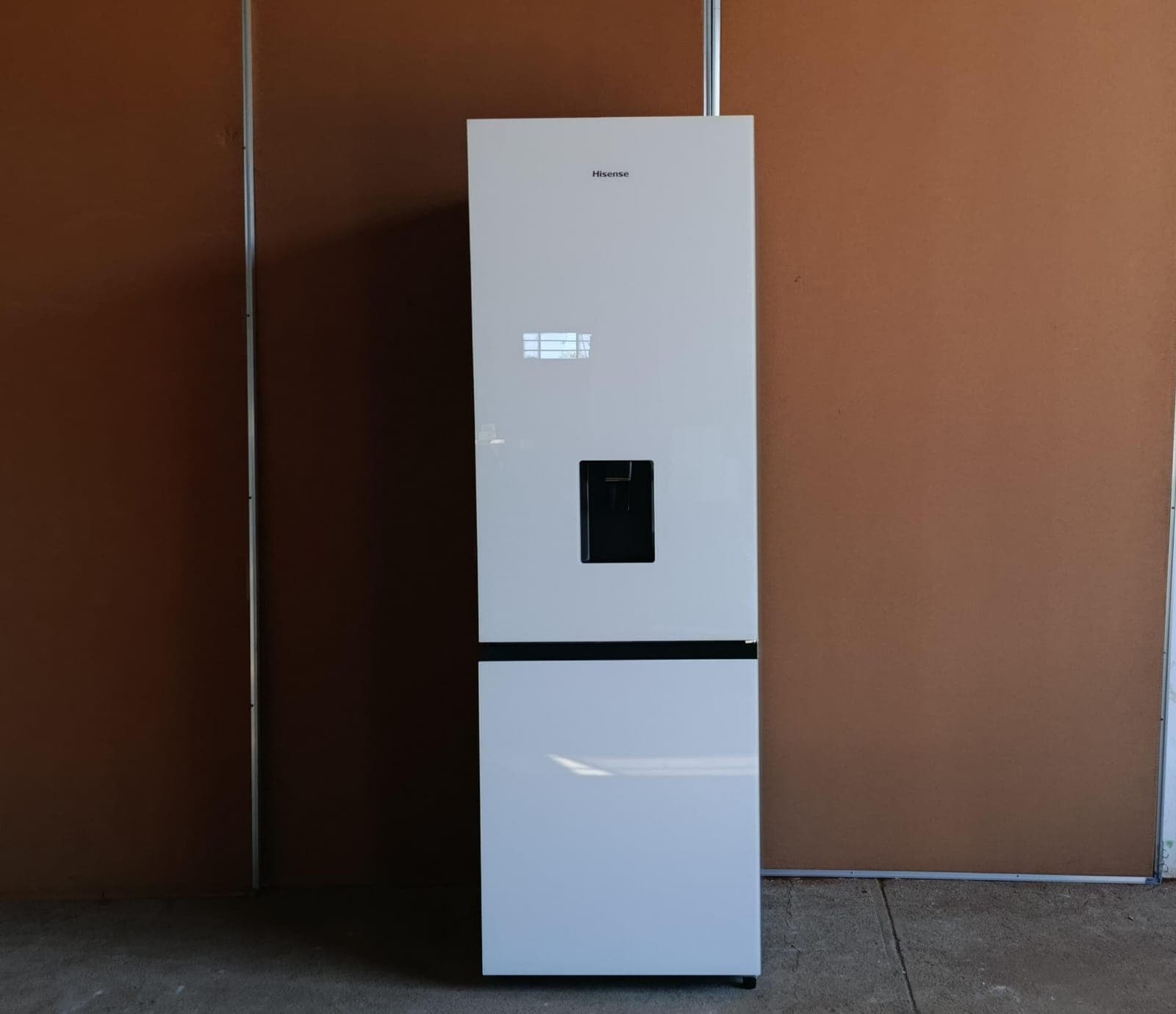 Hisense Refrigerator — image 1