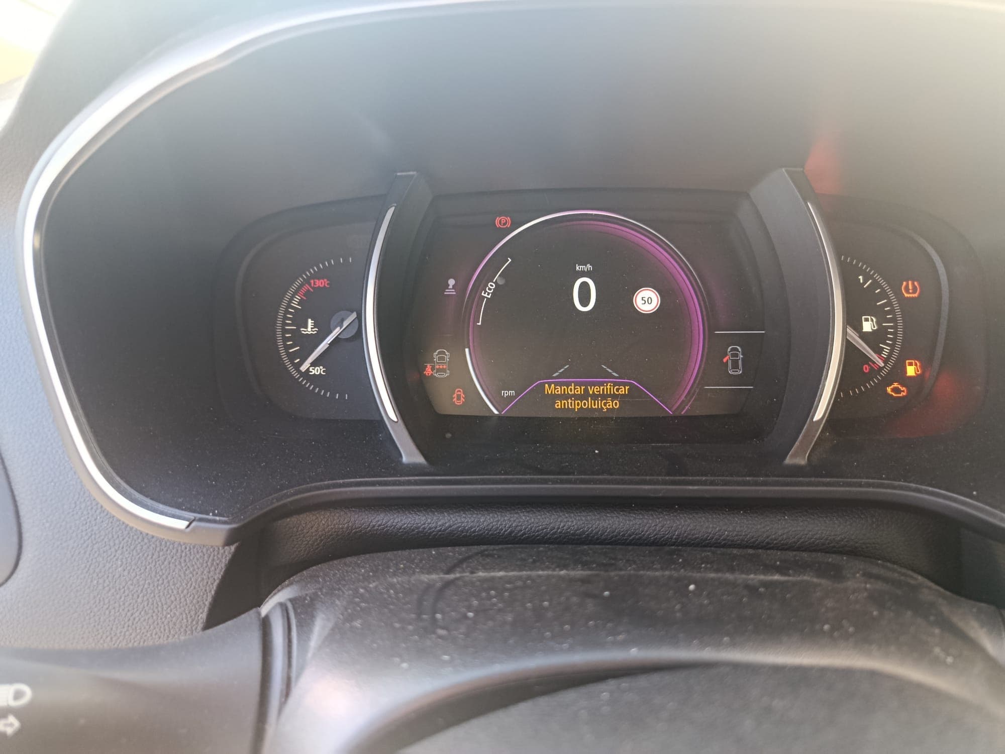 Renault Mégane · Year 2017 — image 17