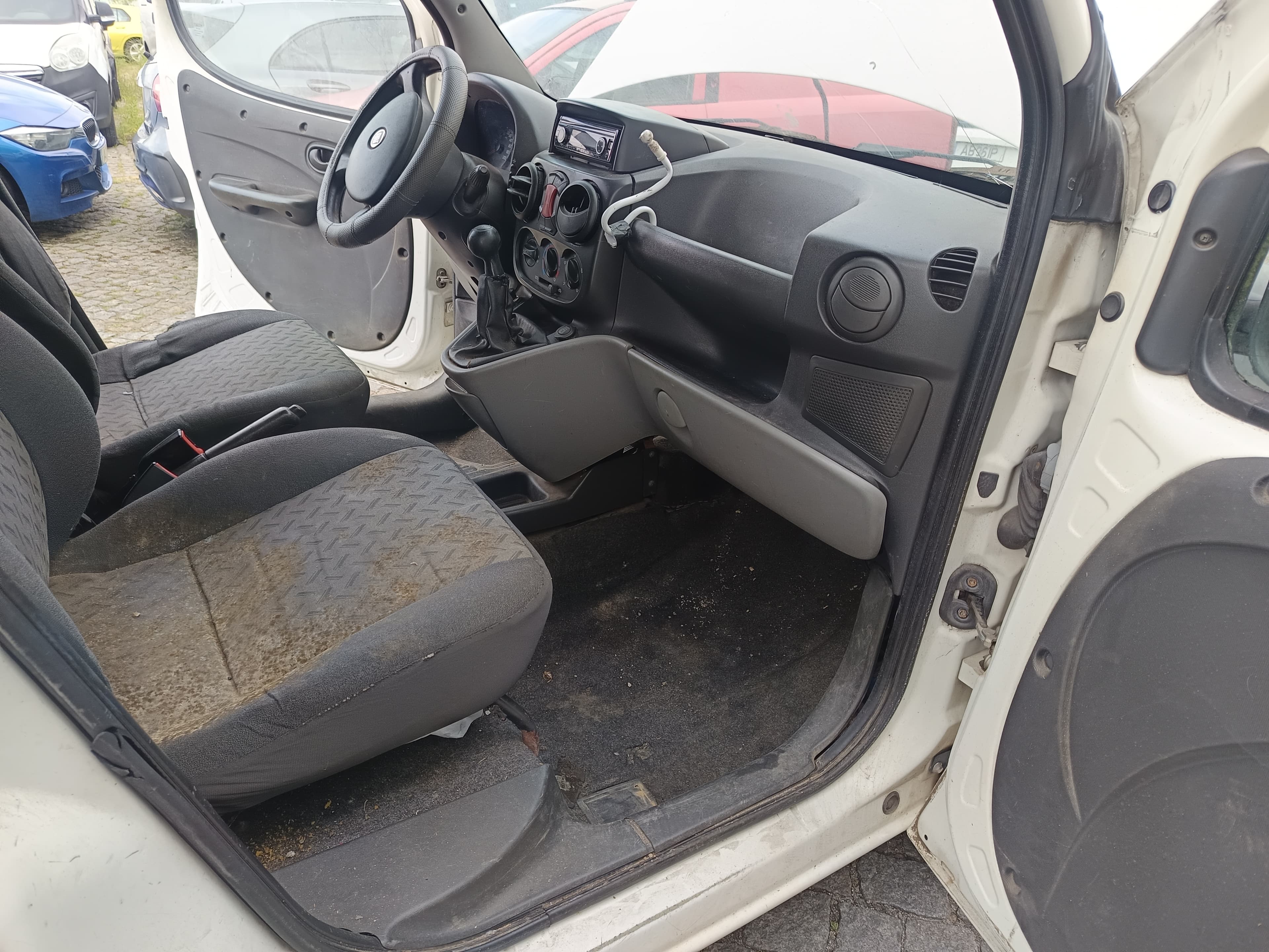 Fiat Doblo · Année 2008 — image 20