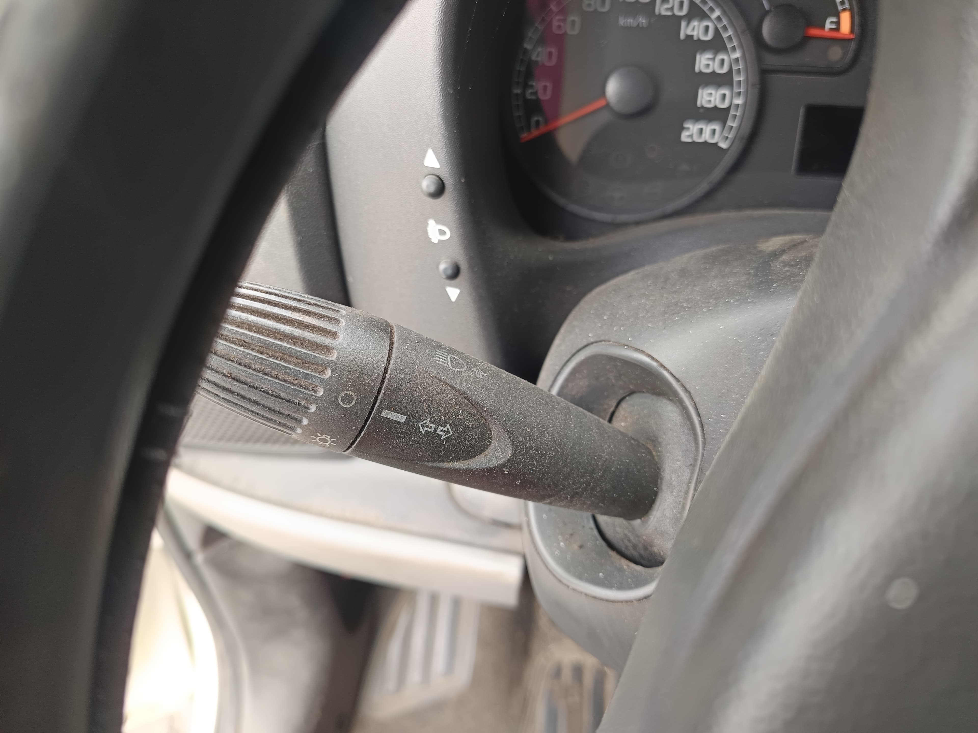 Fiat Doblo · Année 2008 — image 35