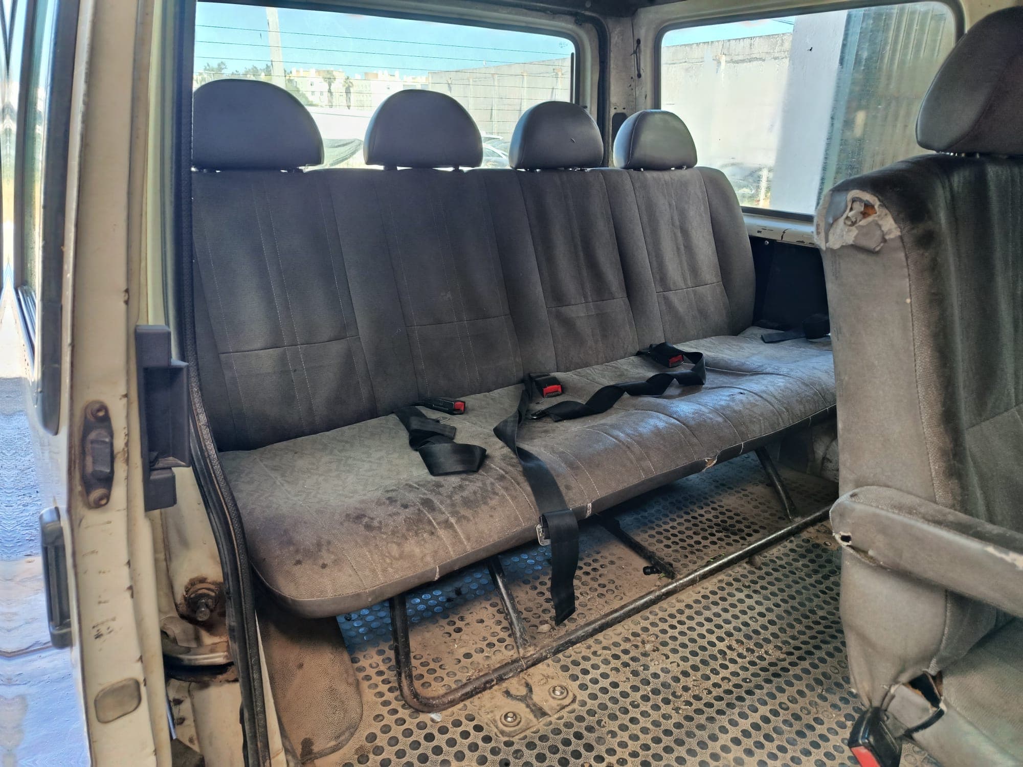 Ford Transit · Année 1998 — image 19