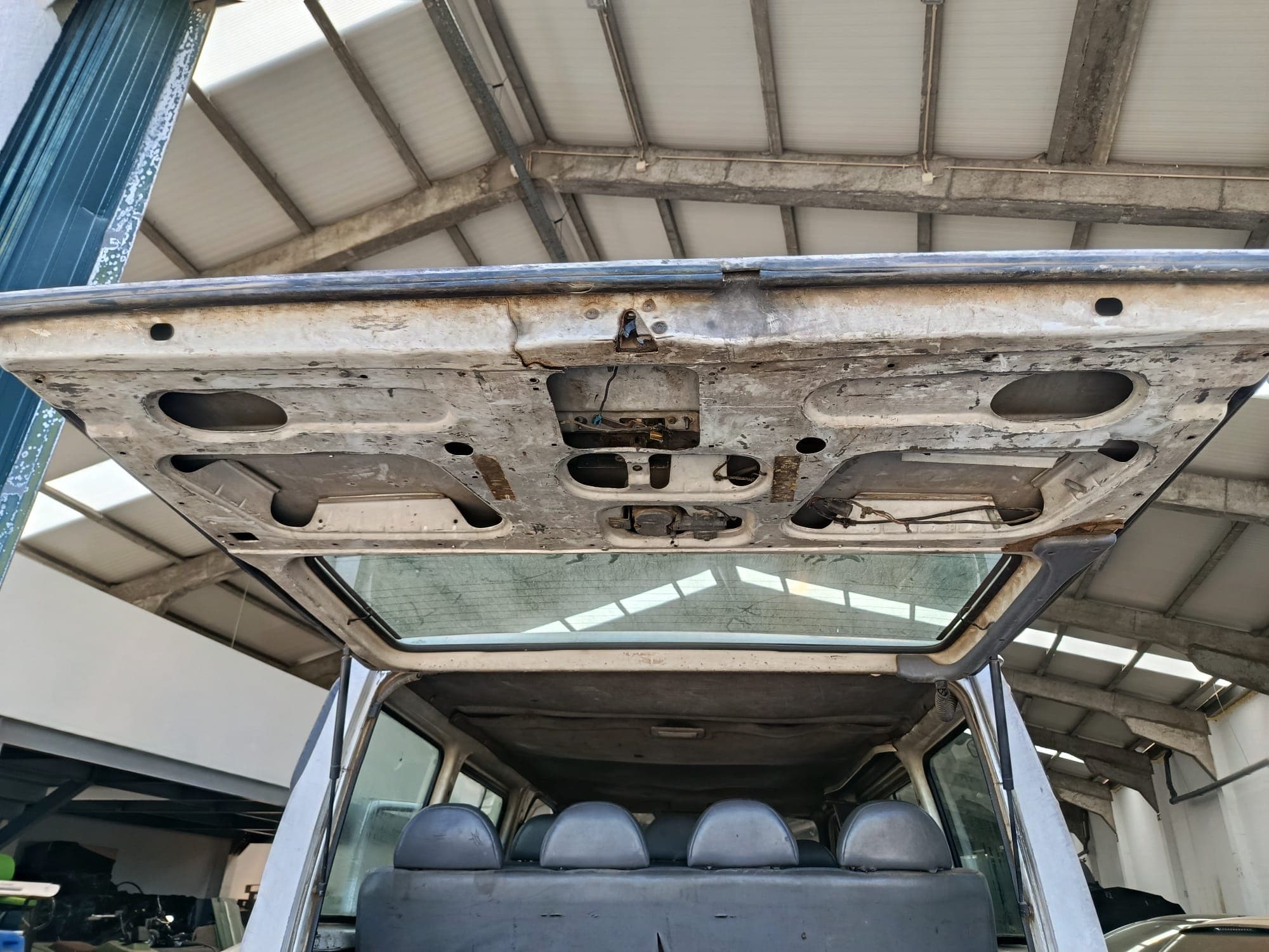 Ford Transit · Année 1998 — image 18