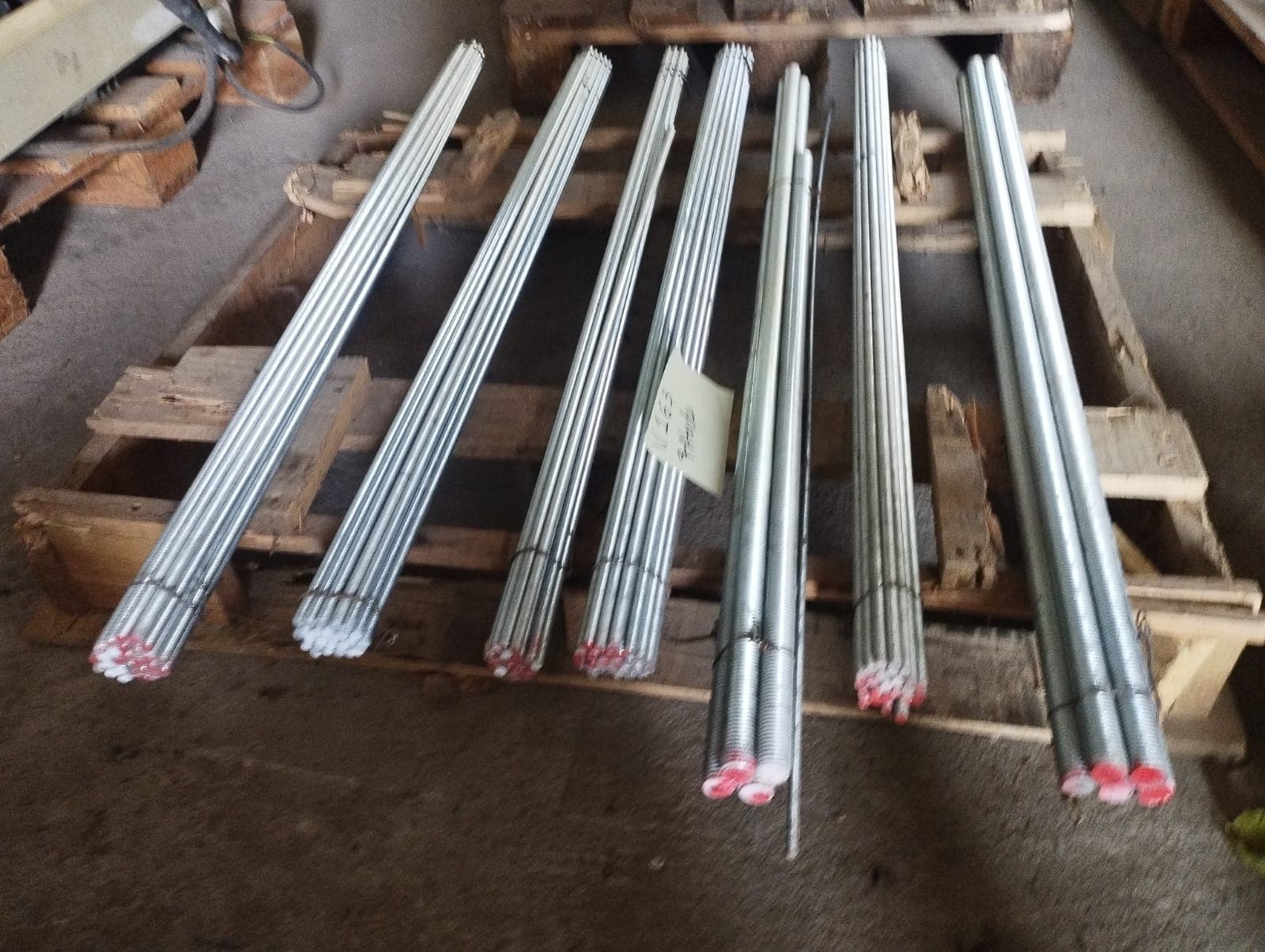 Barres filetées — inox | Threaded rods — stainless steel