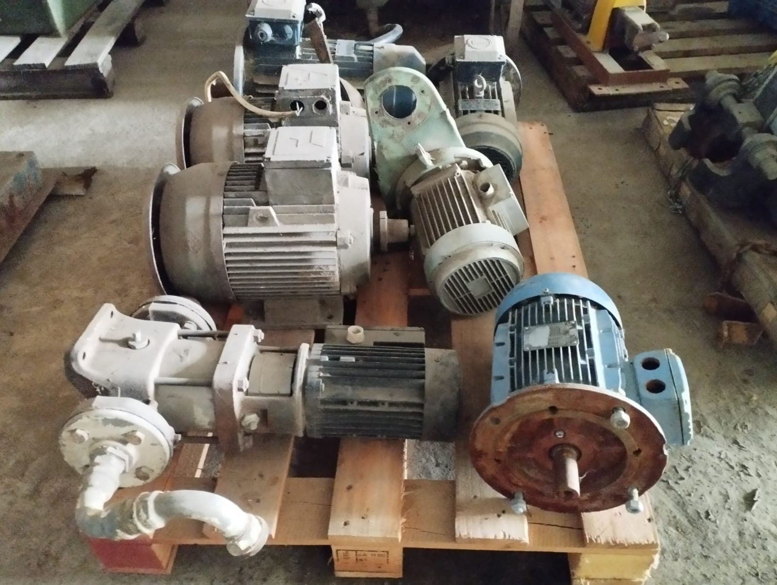 Bomba de presión — industrial | Pressure pump — industrial — imagen 2