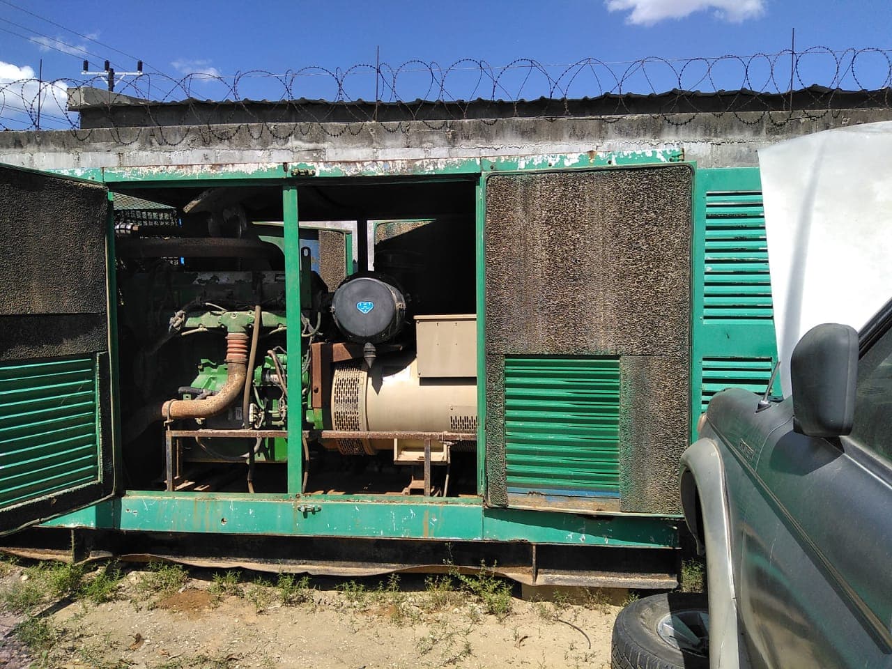 Generator — John Deere — image 8