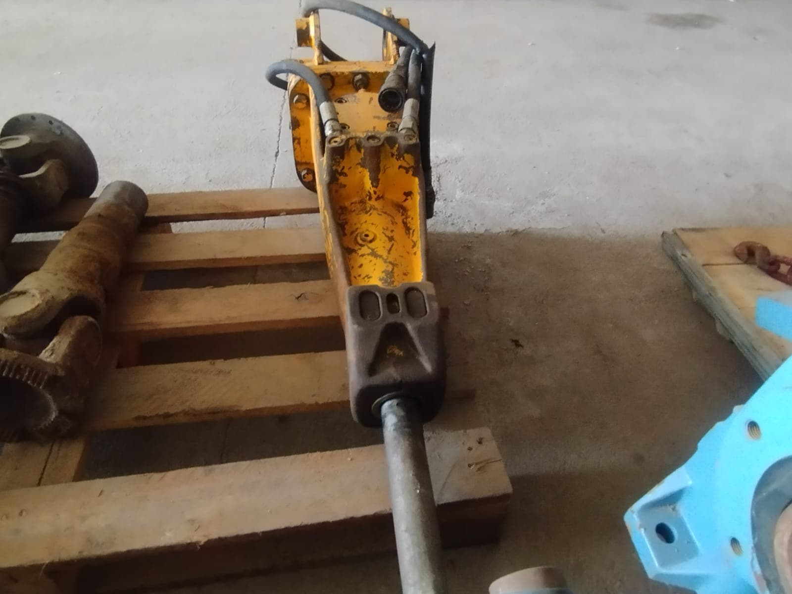 Marteau démolisseur hydraulique | Hydraulic breaker — image 1