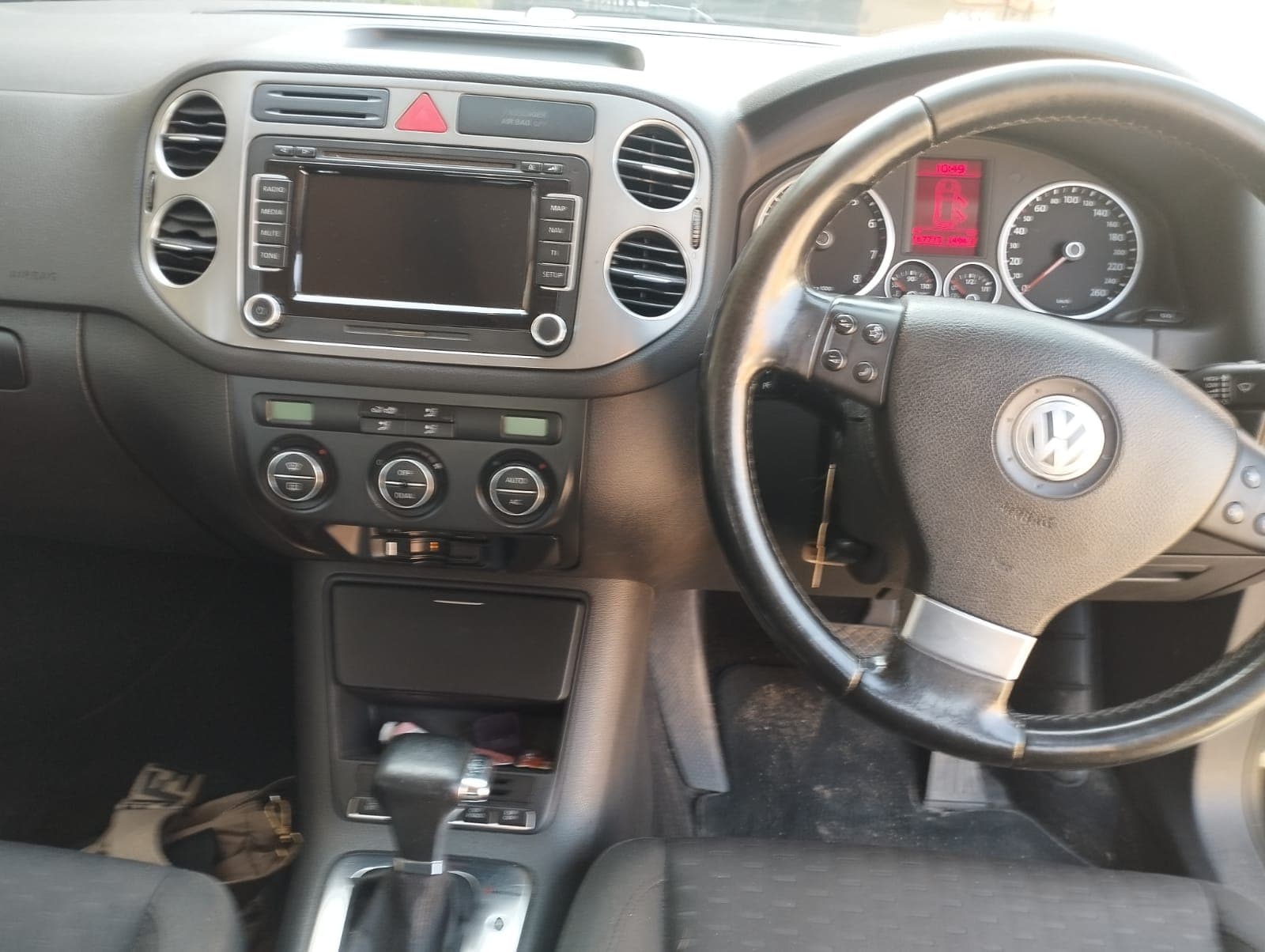 Véhicule léger — Volkswagen Tiguan 4X4 — 2008 | Light vehicle — Volkswagen Tiguan 4X4 — 2008 — image 8