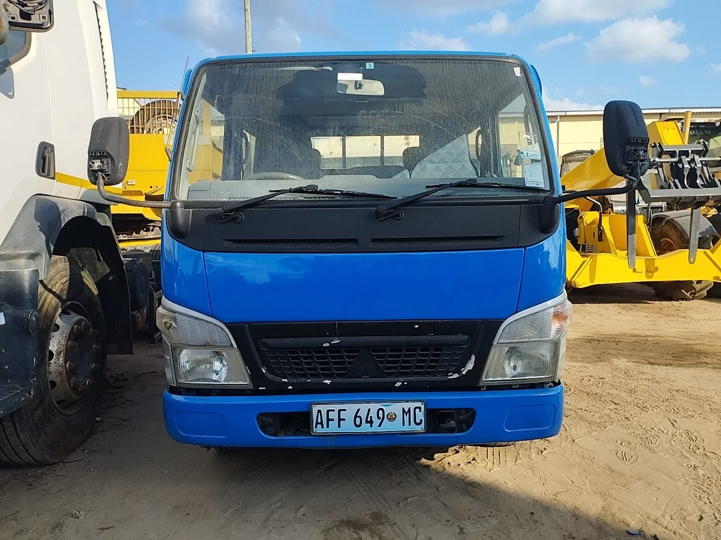 Vehículo ligero — Mitsubishi Canter 4X4 — 2003 | Light vehicle — Mitsubishi Canter 4X4 — 2003 — imagen 10