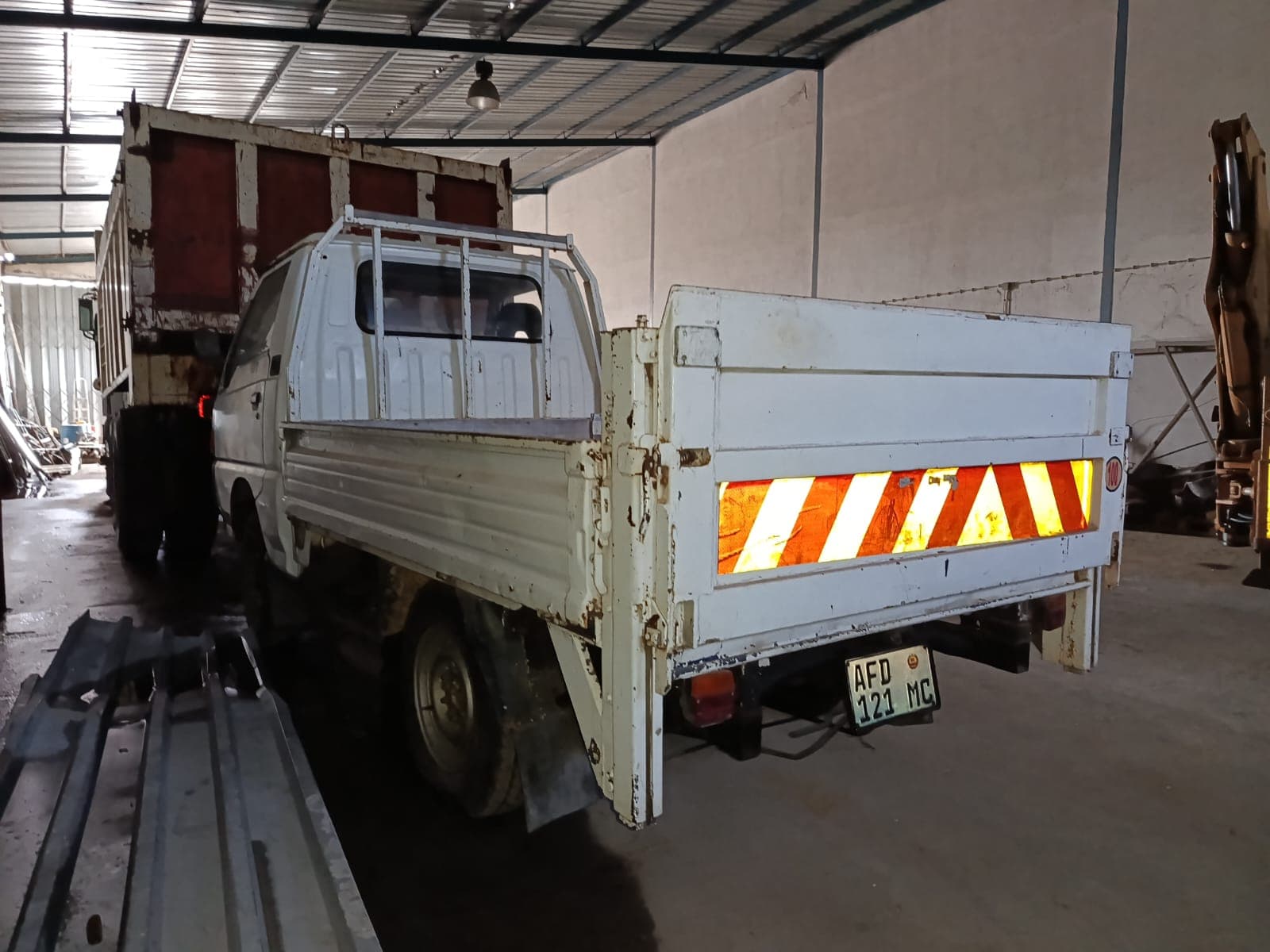 Veículo ligeiro — Mitsubishi Delica Truck 4X4 | Light vehicle — Mitsubishi Delica Truck 4X4 — imagem 4