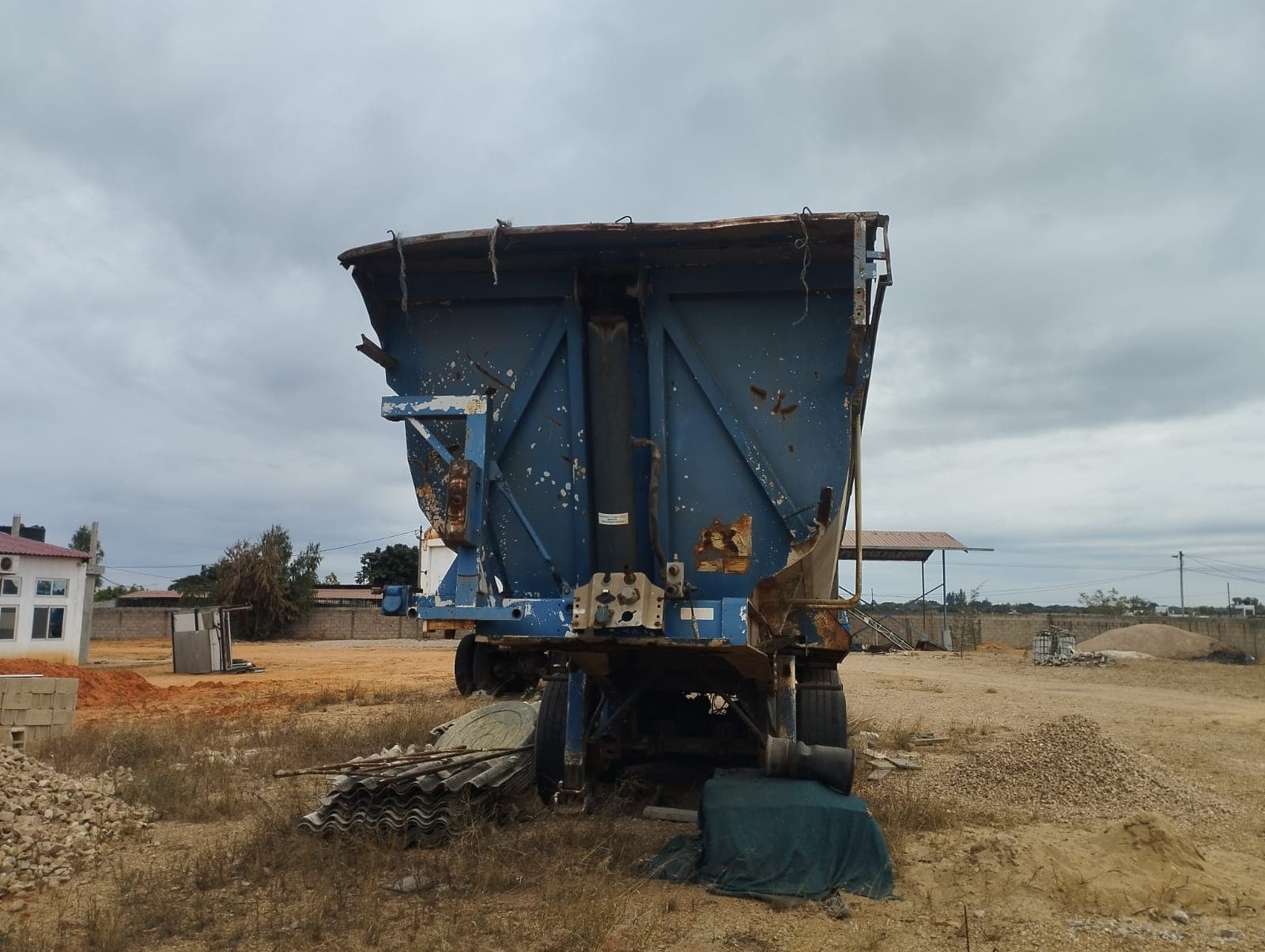 Tipper trailer — image 4