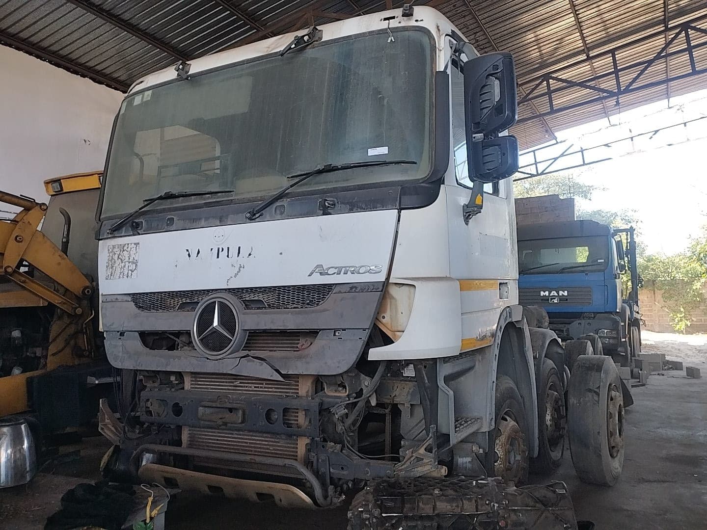 Camion — Mercedes-Benz Actros | Camion — Mercedes-Benz Actros