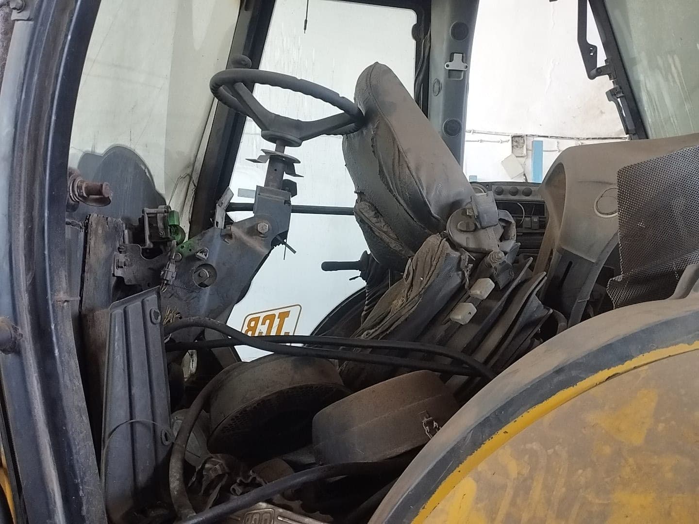 Retroescavadora — JCB | Backhoe loader — JCB — imagem 7