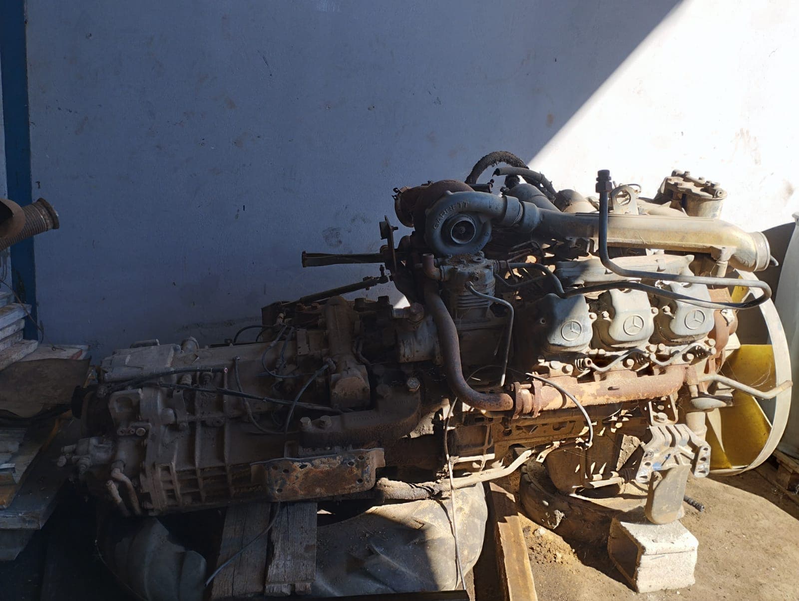 Motor diesel Mercedes-Benz | Mercedes-Benz diesel engine — imagen 4