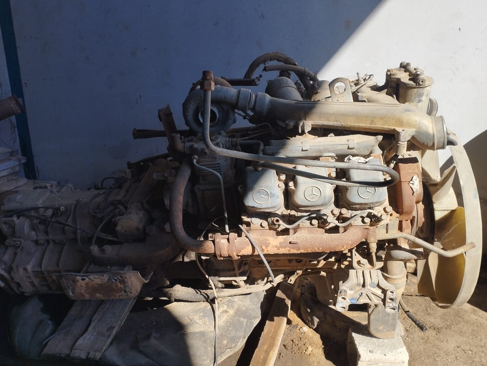 Motor diesel Mercedes-Benz | Mercedes-Benz diesel engine — imagen 2