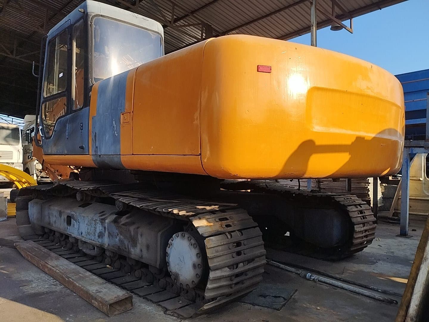 Pelleuse — Hitachi EX200-2 | Pelleuse — Hitachi EX200-2 — image 8