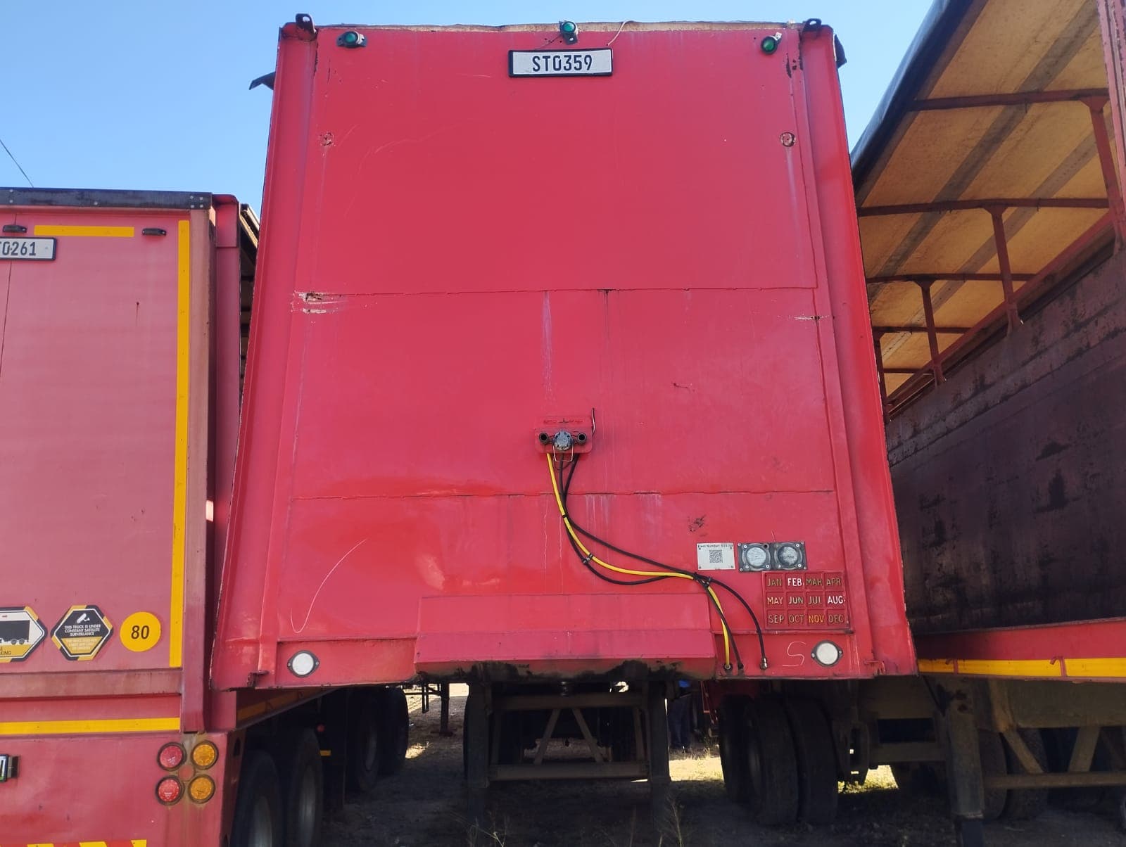 Semi-trailer — Henred Fruehauf Double Axle Tautliner - link