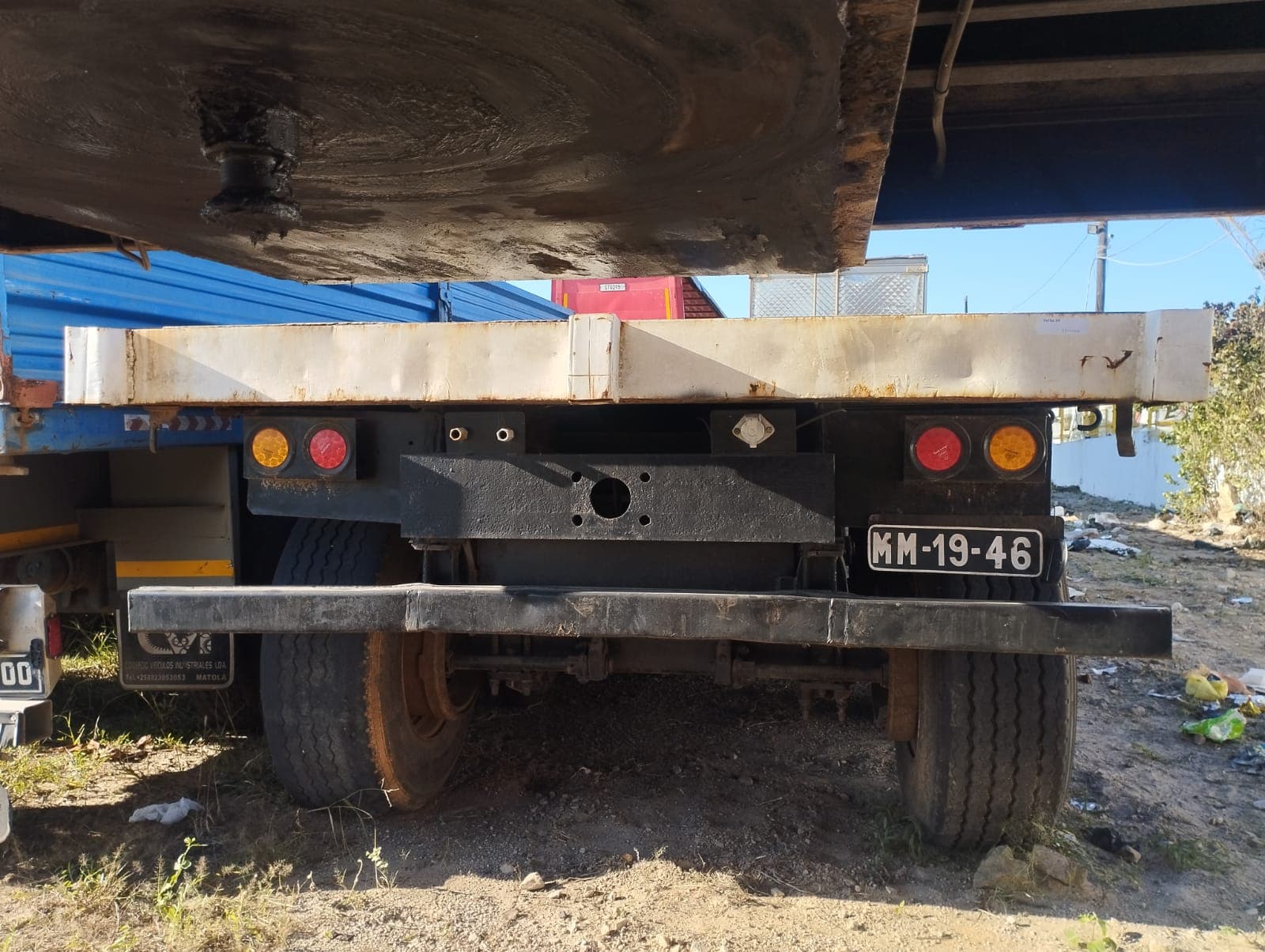 Atrelado de Três eixos | Three-axle trailer — imagem 3