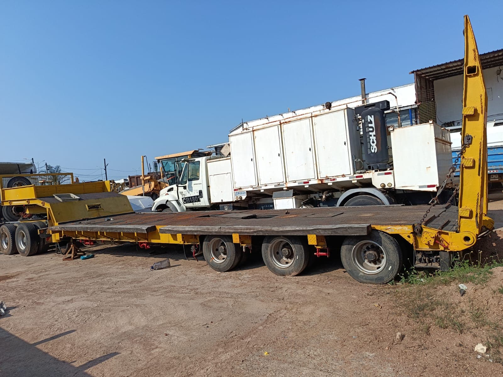 Semirremolque (plataforma) — Robust Kaiser S650 | Semi-trailer (lowbed) — Robust Kaiser S650 — imagen 4