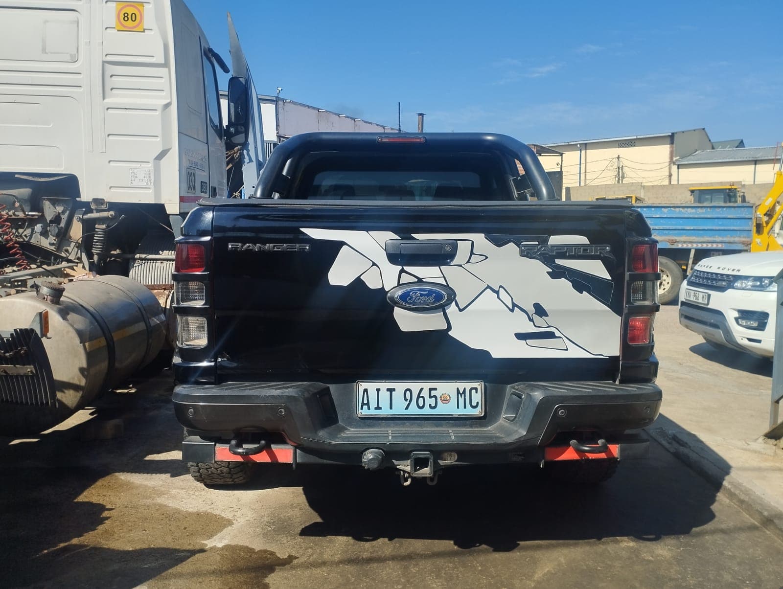 Light vehicle — Ford Ranger Raptor — 2019 — image 12