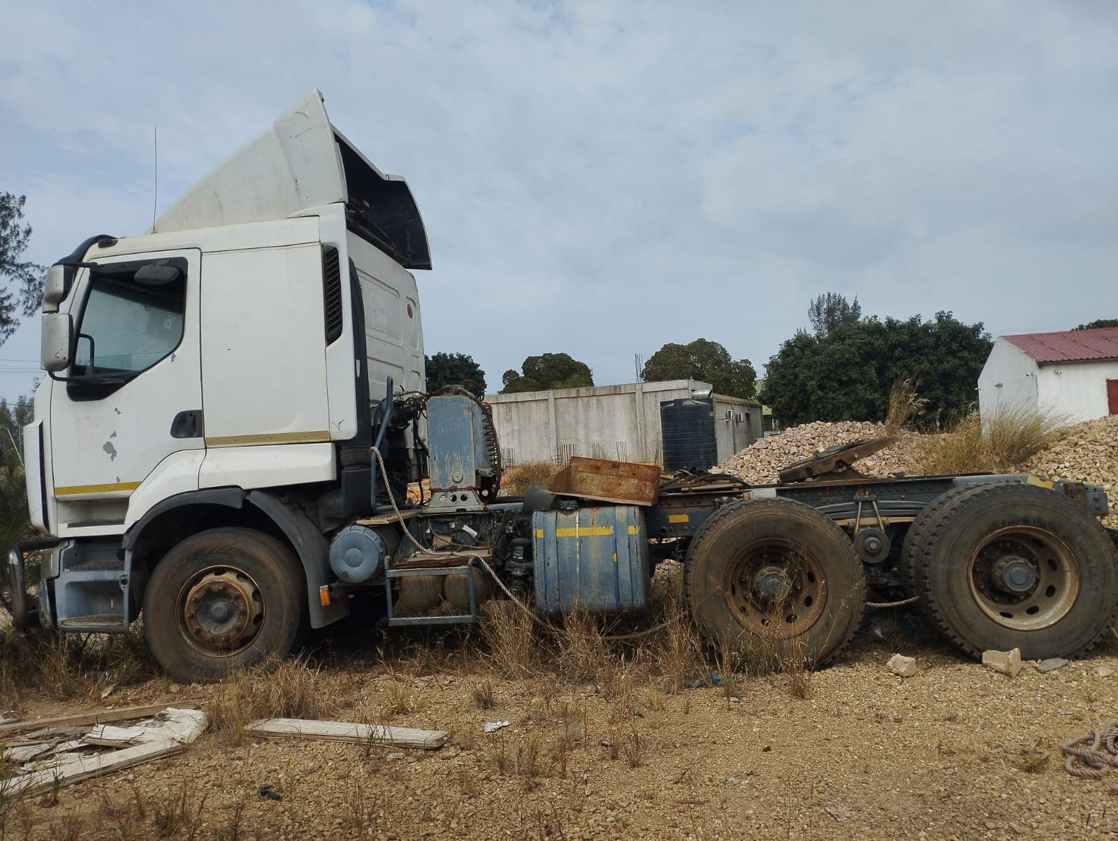 Camião — Renault Premium Lander | Truck — Renault Premium Lander — imagem 4