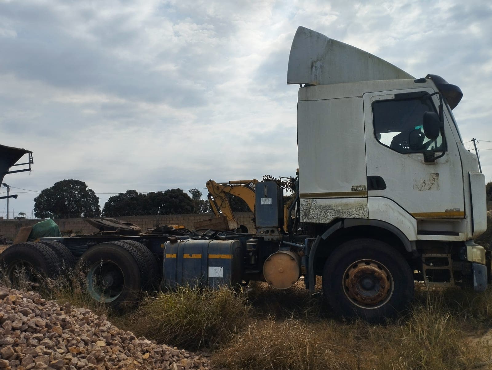 Camião — Renault Premium Lander | Truck — Renault Premium Lander — imagem 9