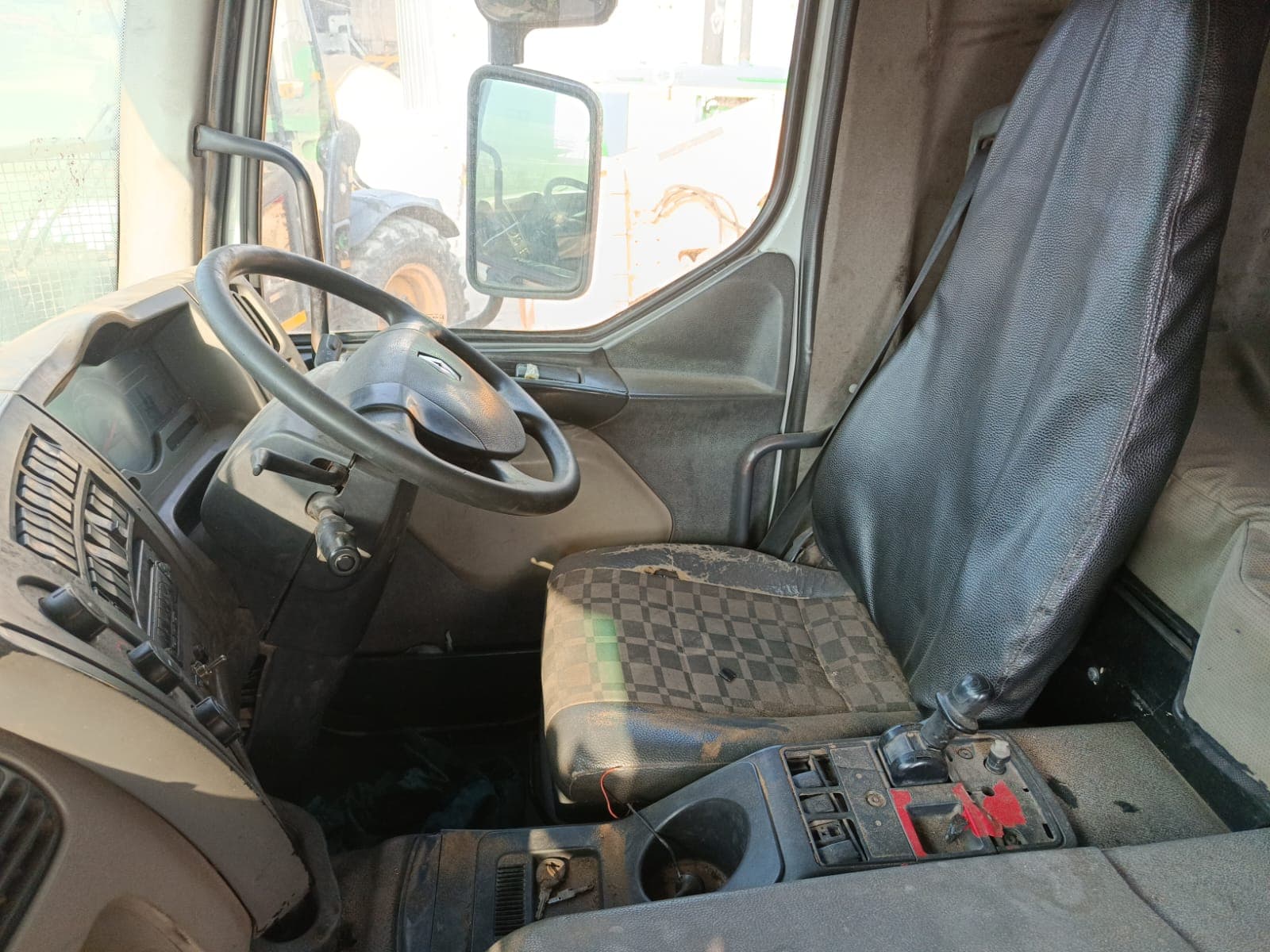 Camião — Renault 380 DXi | Truck — Renault 380 DXi — imagem 5