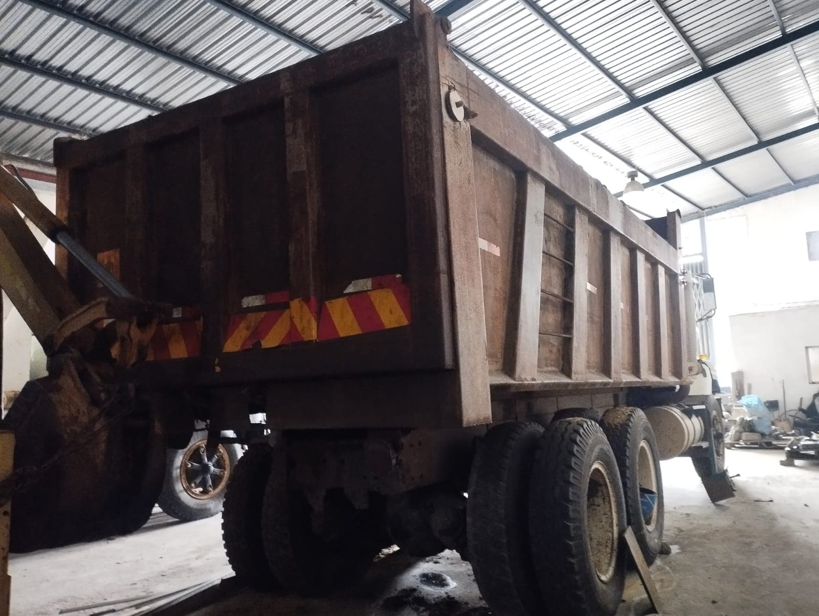 Camión volquete — International Paystar 5600 — 2007 | Dump truck — International Paystar 5600 — 2007 — imagen 10