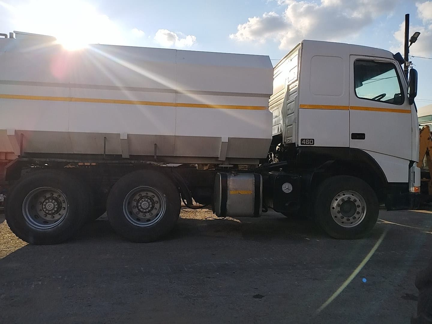 Camião-cisterna de 18000l — Volvo FH12 — 2007 | 18000 l tanker truck — Volvo FH12 — 2007 — imagem 8