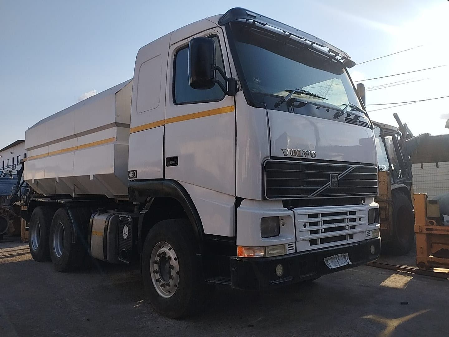Camião-cisterna de 18000l — Volvo FH12 — 2007 | 18000 l tanker truck — Volvo FH12 — 2007 — imagem 9