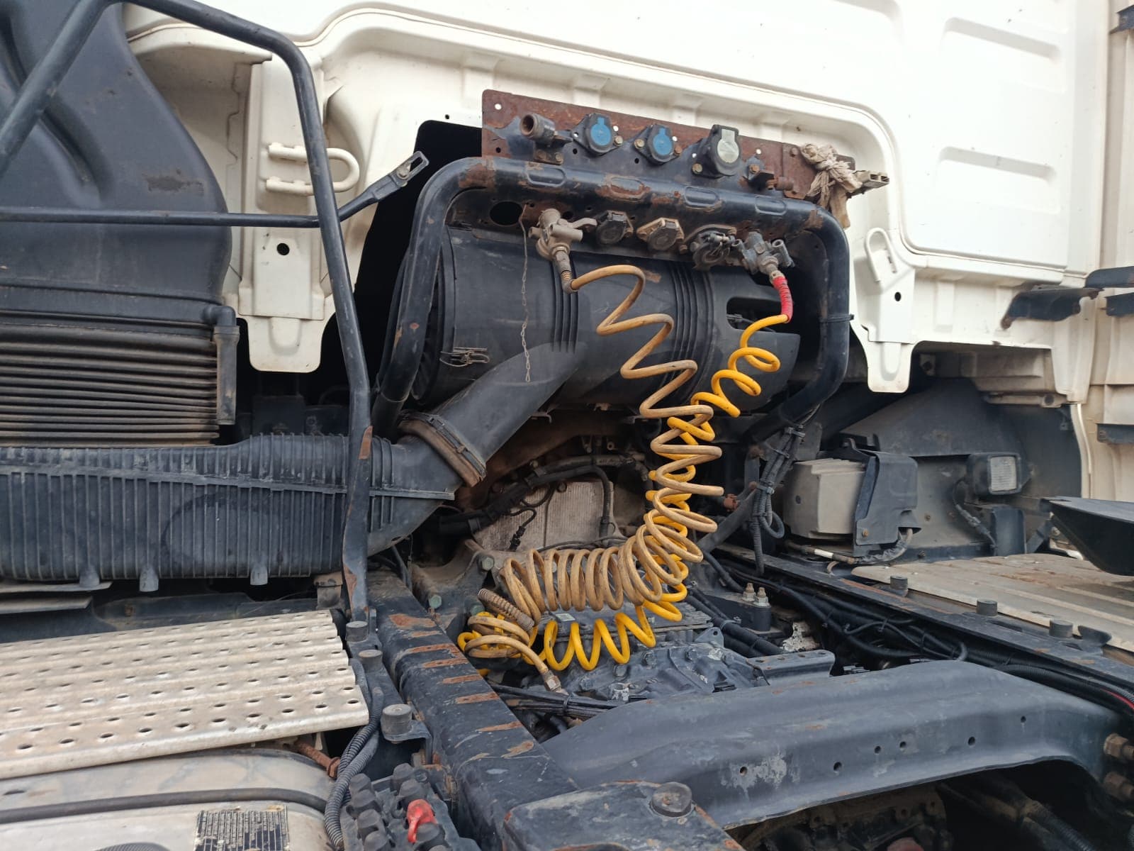 Camión — MAN TGX 26.440 | Truck — MAN TGX 26.440 — imagen 4