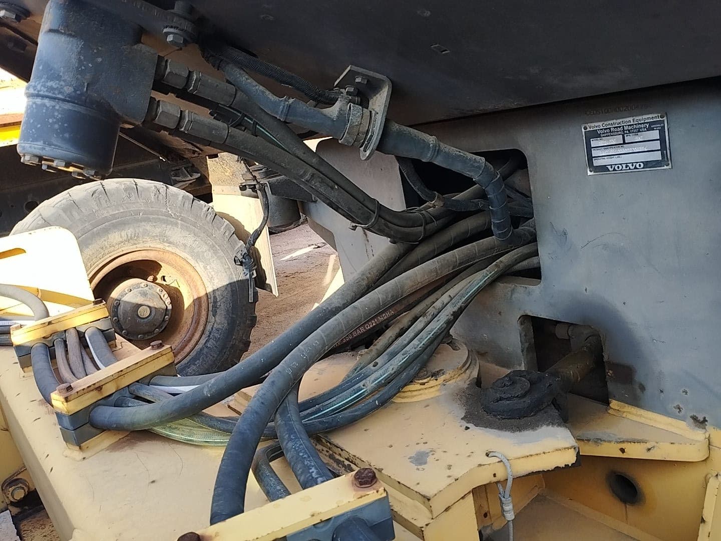 Road roller — Volvo SD100DC — image 7