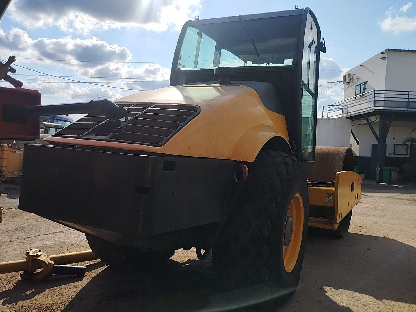 Rodillo — Volvo SD100DC | Road roller — Volvo SD100DC — imagen 2