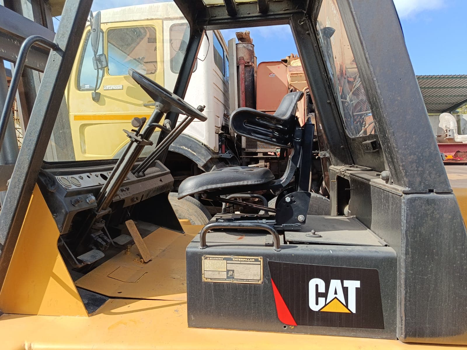 Montacargas — Caterpillar V150 | Forklift — Caterpillar V150 — imagen 10