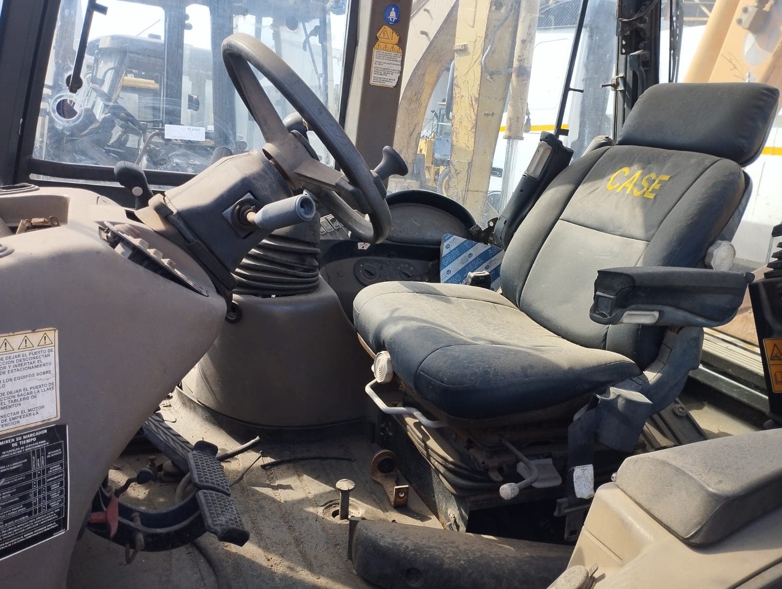 Retroexcavadora — Case Super Plus — 2009 | Backhoe loader — Case Super Plus — 2009 — imagen 13