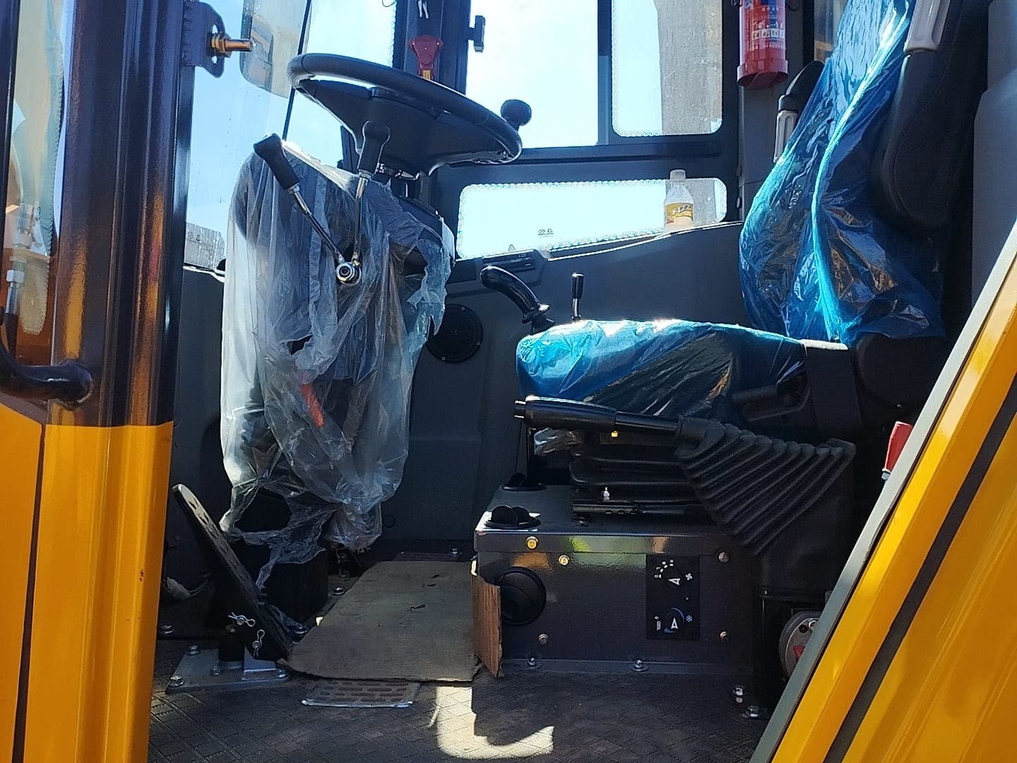 Cargadora sobre ruedas — HZZG — 2025 | Wheel loader — HZZG — 2025 — imagen 4