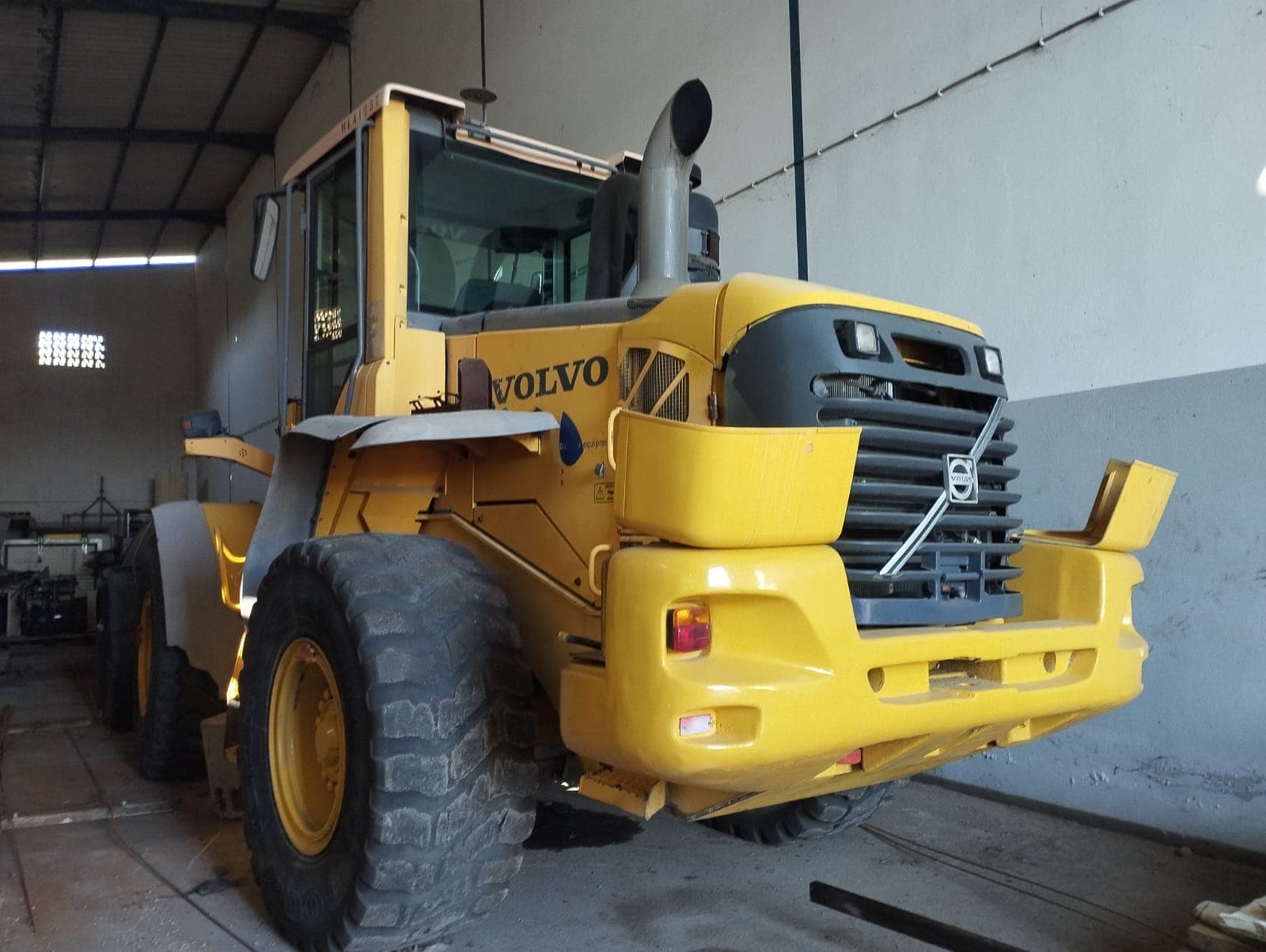 Chargeuse sur pneus — Volvo L90F | Chargeuse sur pneus — Volvo L90F — image 6