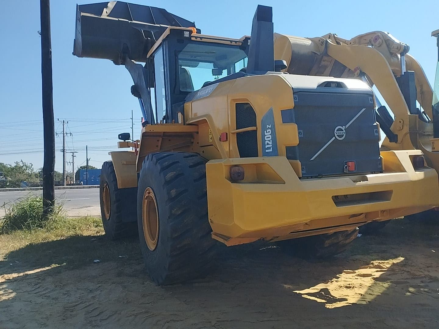 Wheel loader — Volvo L120G — 2019 — image 5
