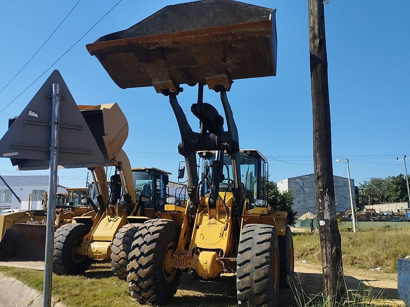 Wheel loader — Volvo L120G — 2019 — image 11