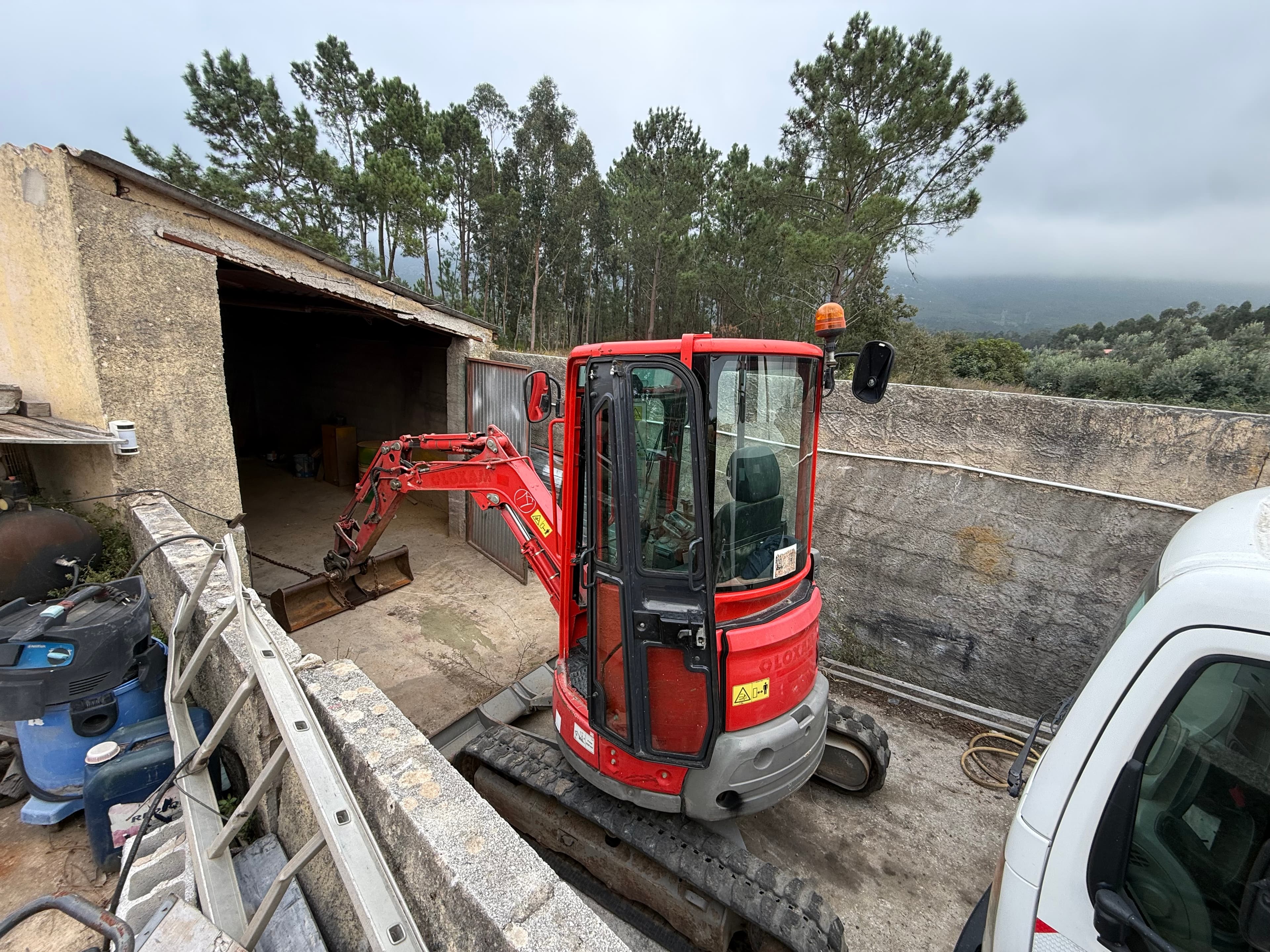 Mini Giratoria Yanmar VIO25-6CR — imagen 2