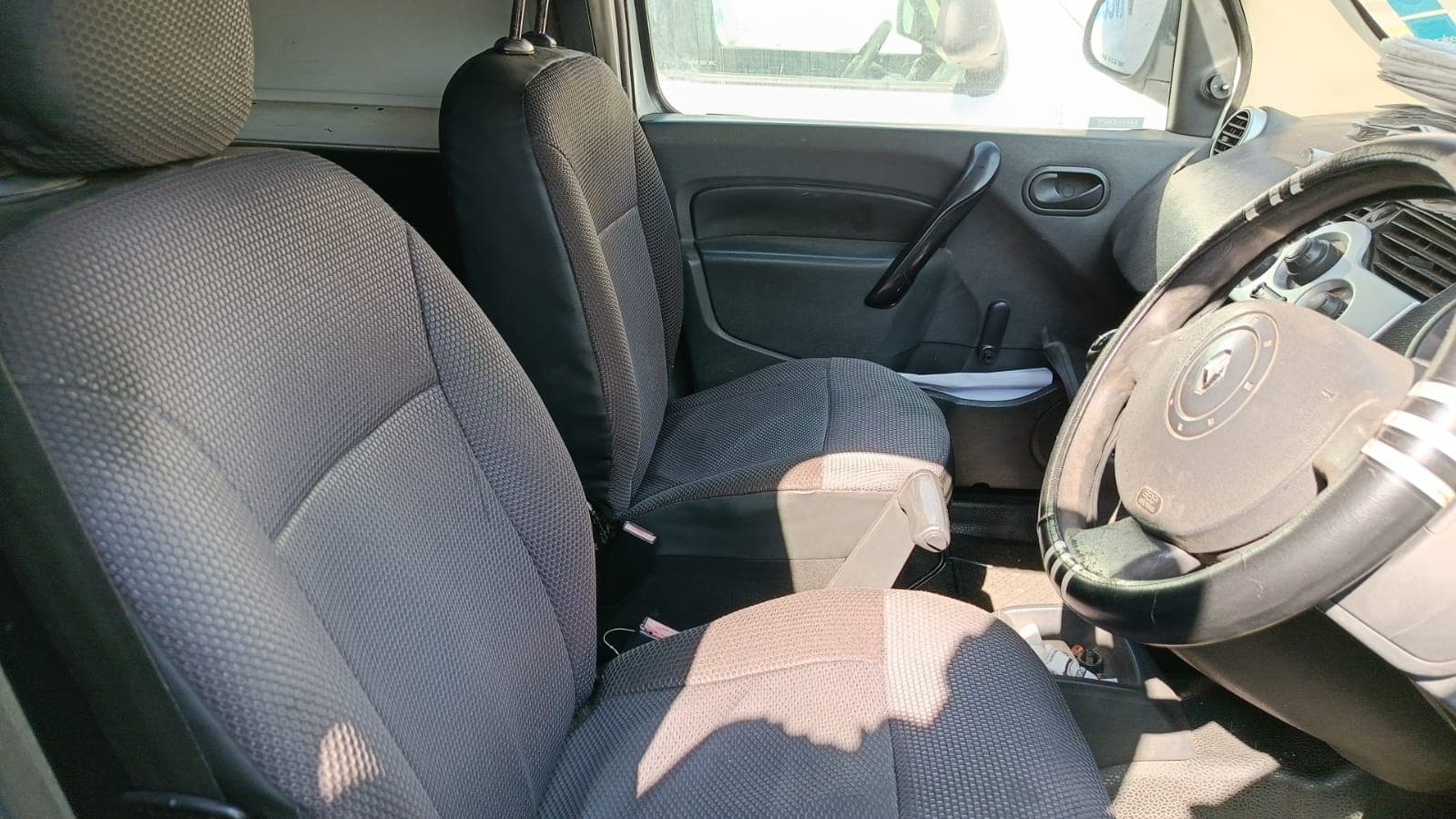Renault Kangoo 2,70m - 2013 — imagem 6
