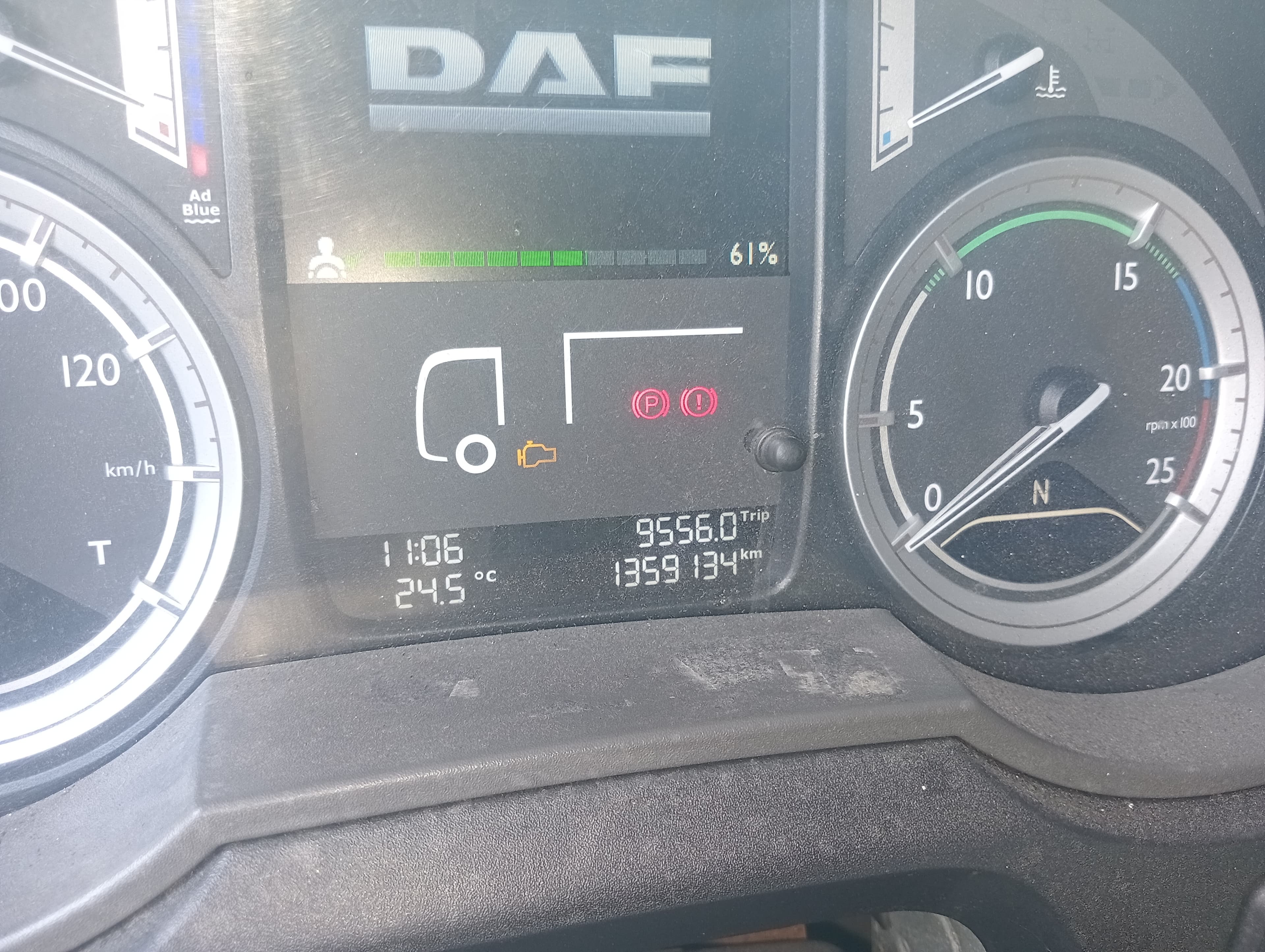 DAF XF 460 · Año 2014 — imagen 5