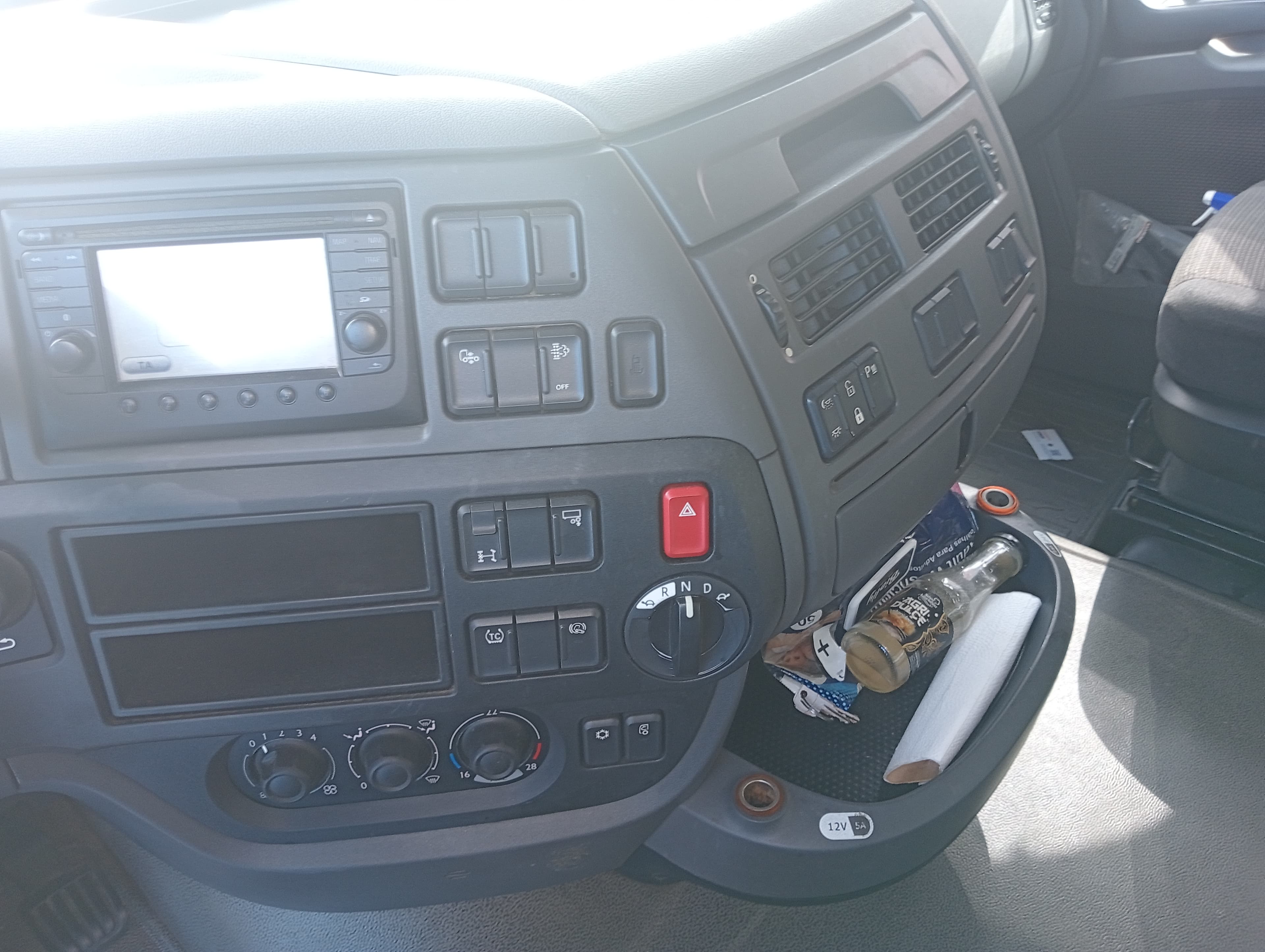 DAF XF 440 — imagem 11